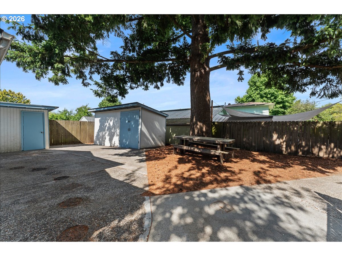 7413 Se Pine St Property Photo 37