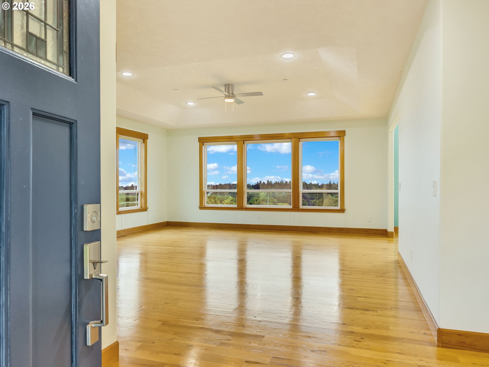 2144 Middle Fork Cir Property Photo 5