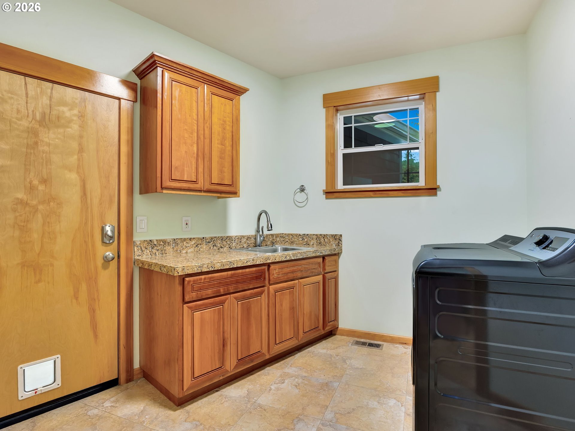 2144 Middle Fork Cir Property Photo 25