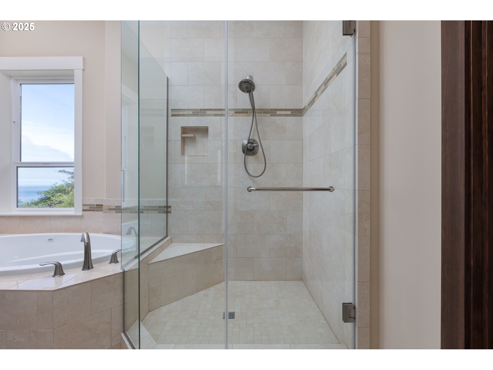 5355 Haystack Dr Property Photo 21