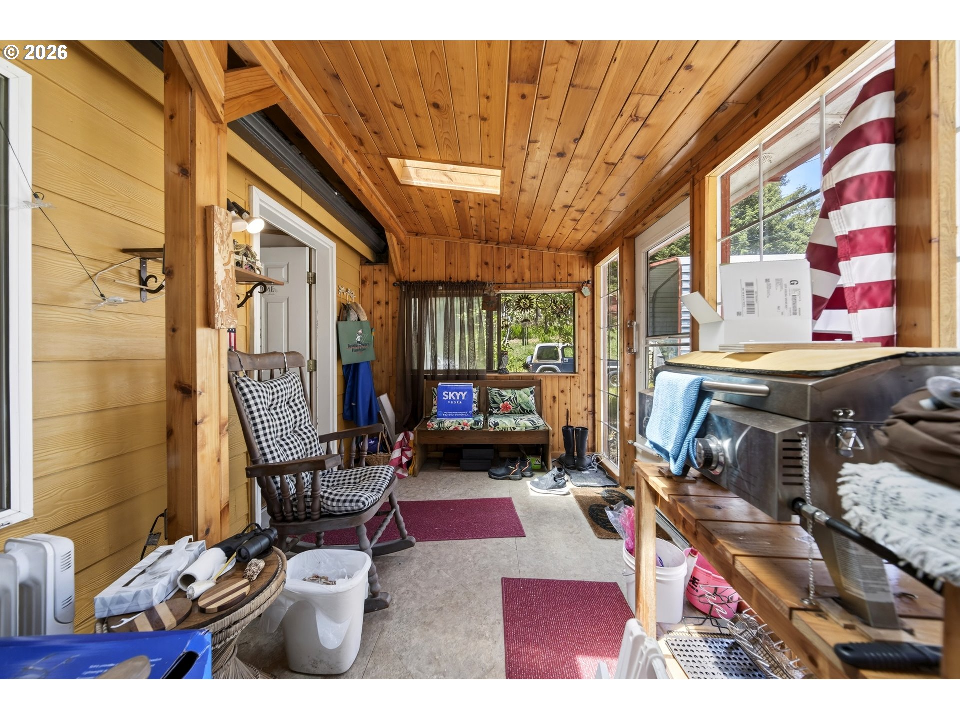 33382 Cedar Valley Rd Property Photo 4