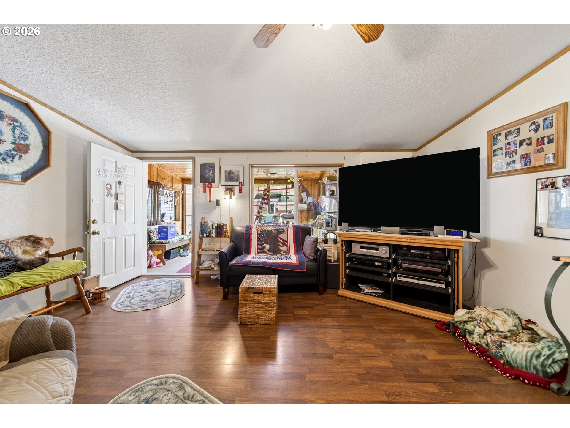 33382 Cedar Valley Rd Property Photo 6