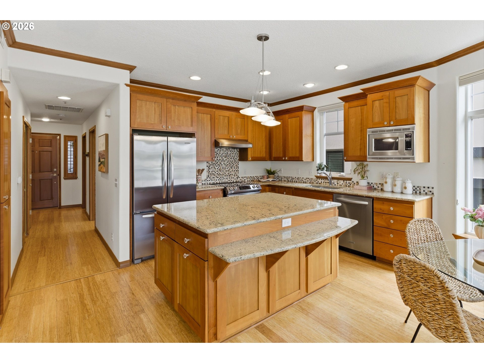 123 3rd St Property Photo 10