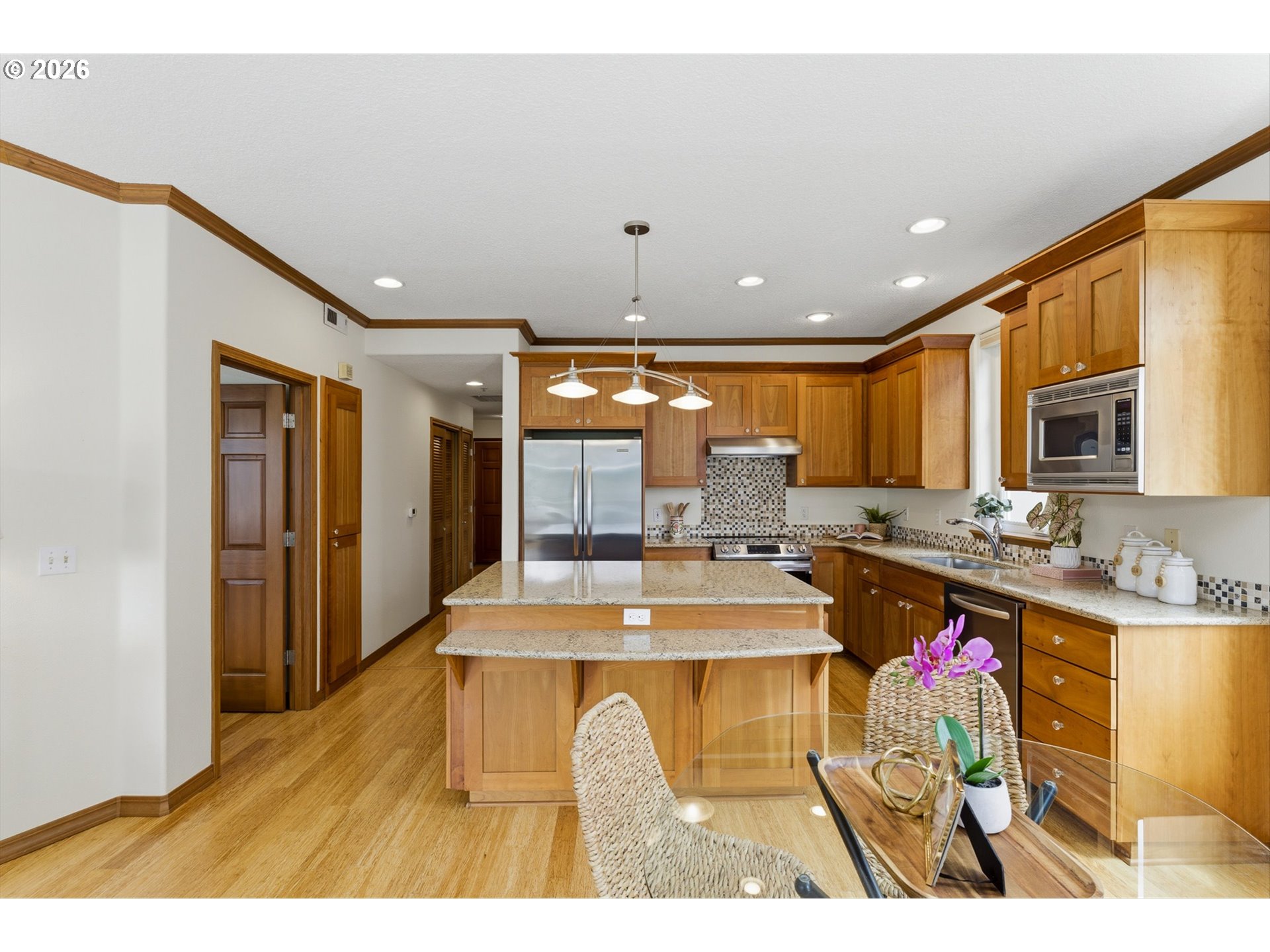 123 3rd St Property Photo 11