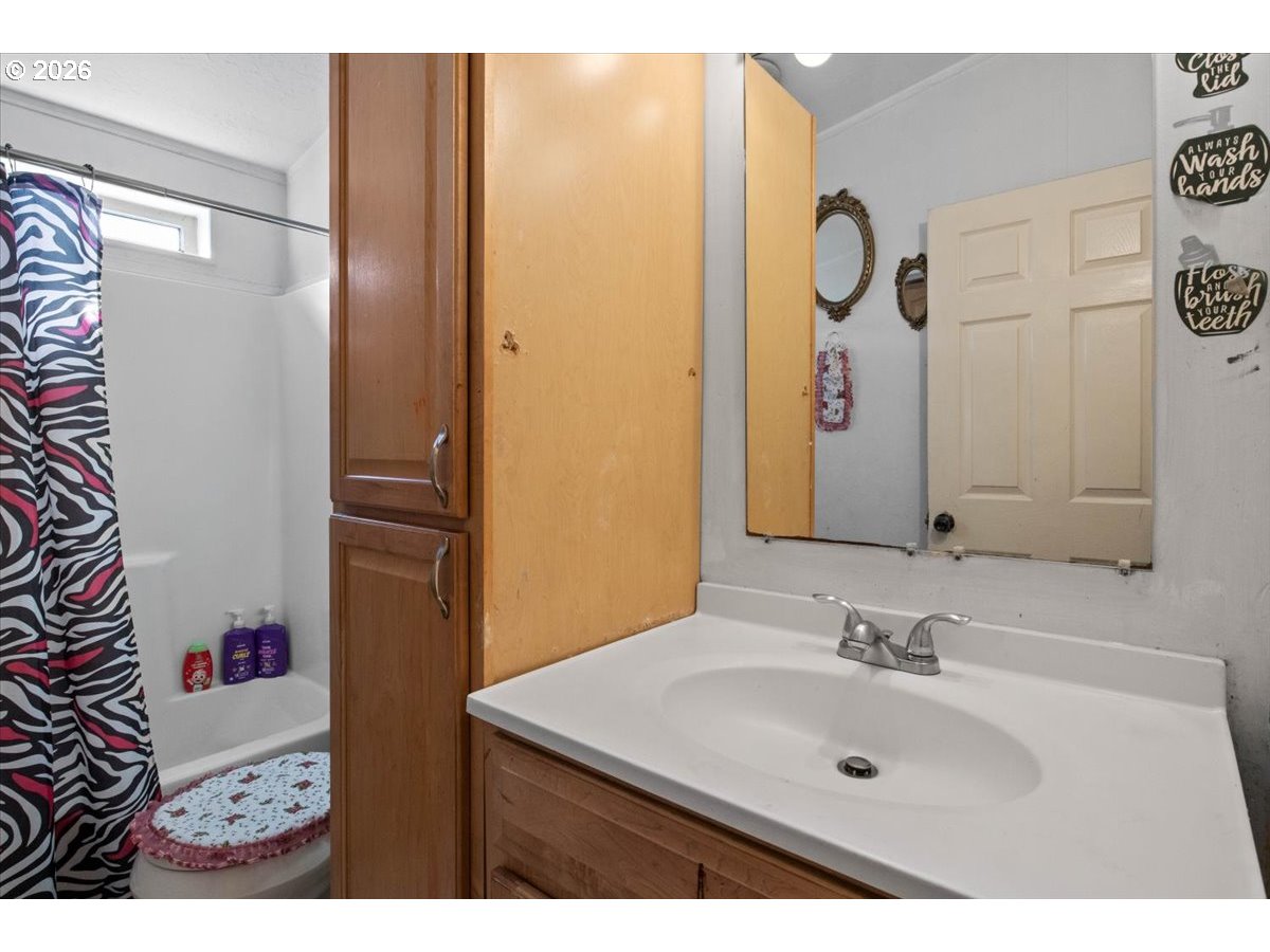 786 Hoffman Rd Property Photo 23