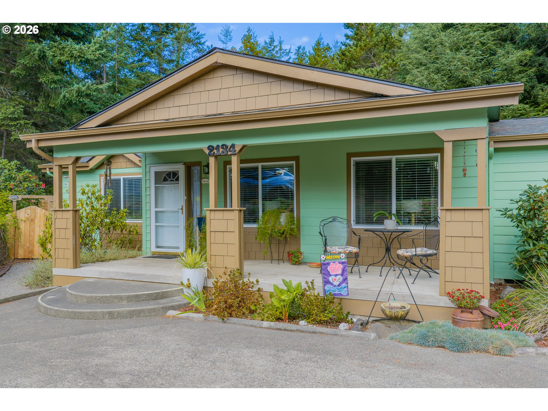 2134 Lynne Dr Property Photo 4