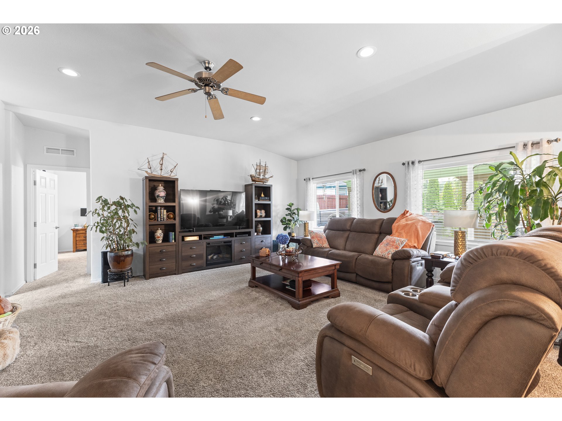 2134 Lynne Dr Property Photo 7