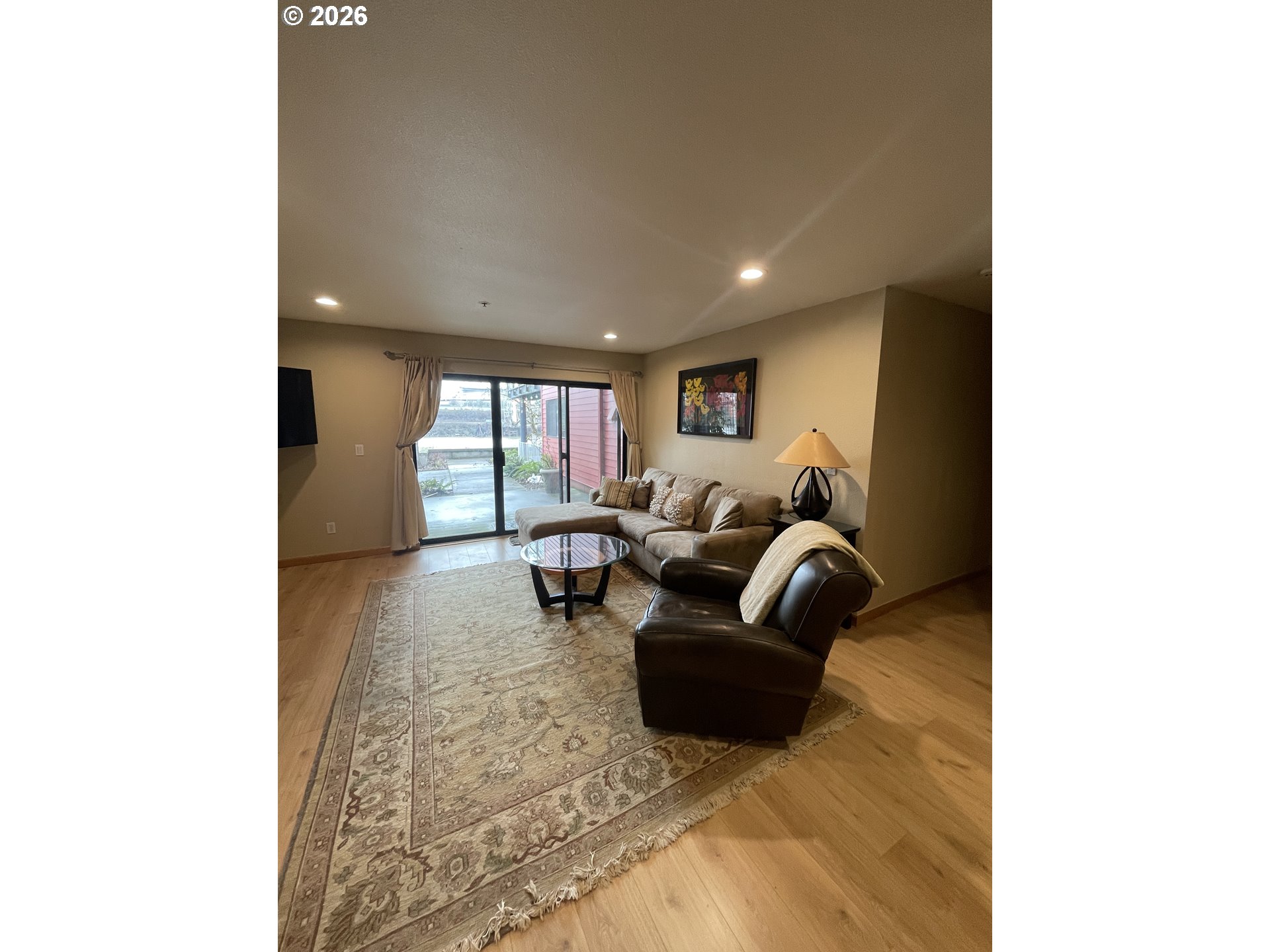 810 Nw Naito Pkwy F-10 Property Photo 13