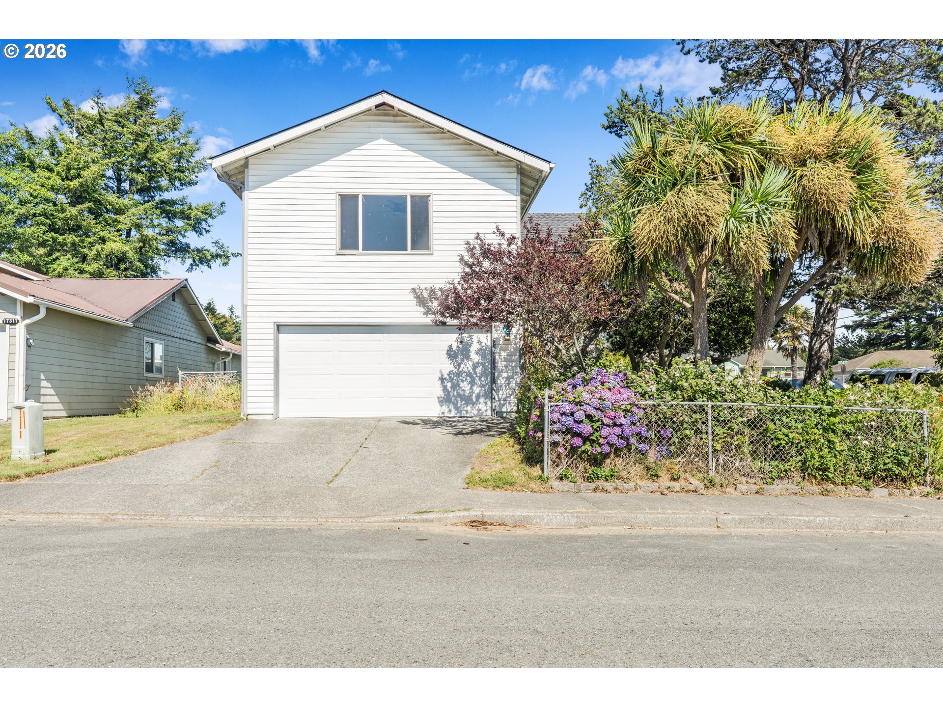17305 Blueberry Dr Property Photo 33