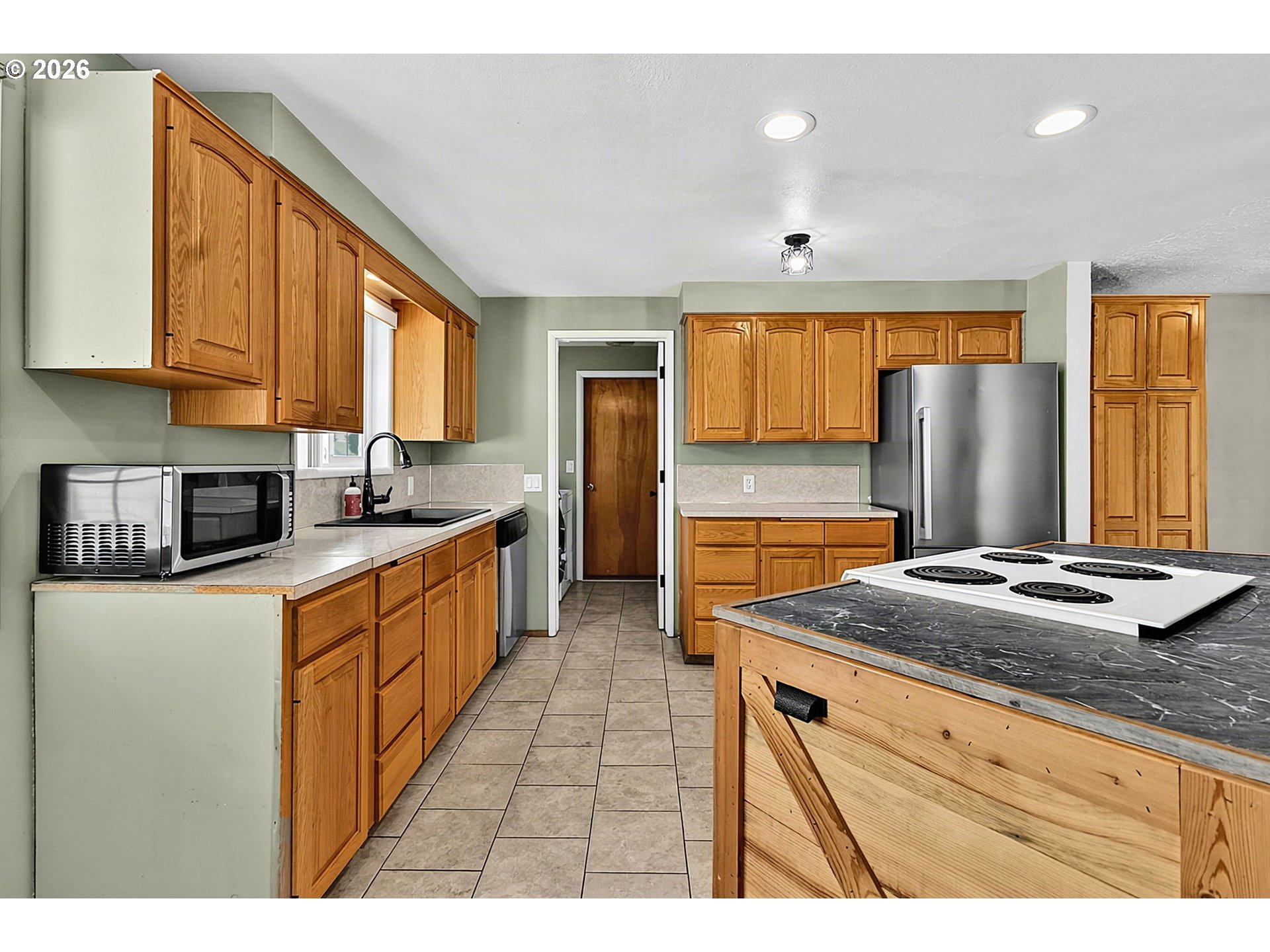 2488 Viewmont Ave Property Photo 14