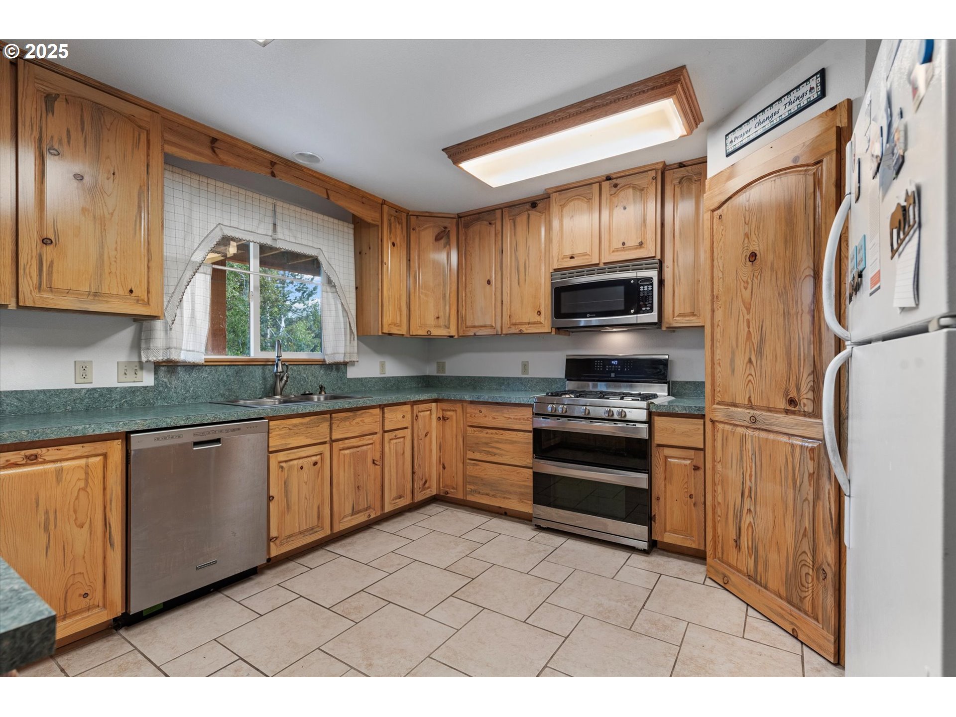 206 Austin St Property Photo 16