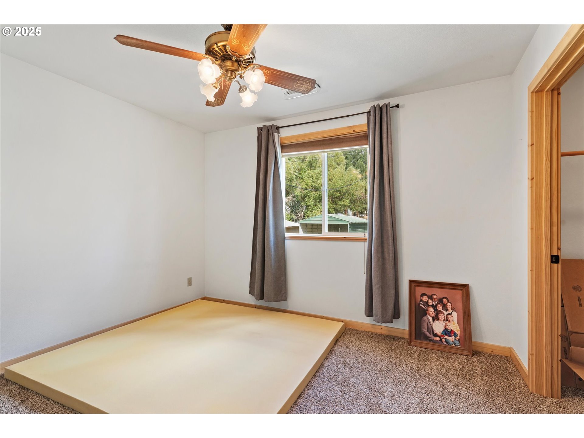 206 Austin St Property Photo 33