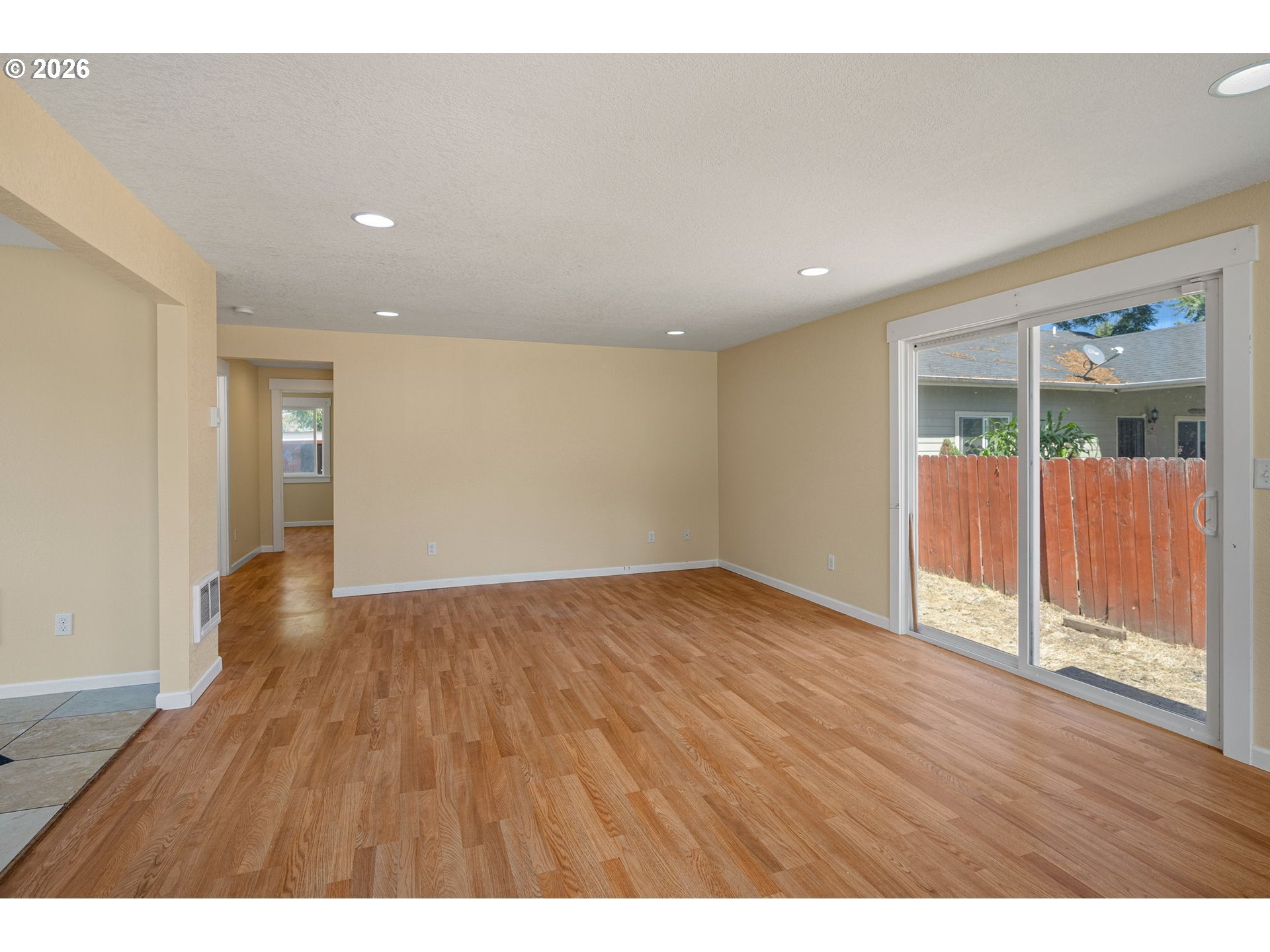 2631 Edison St Property Photo 8