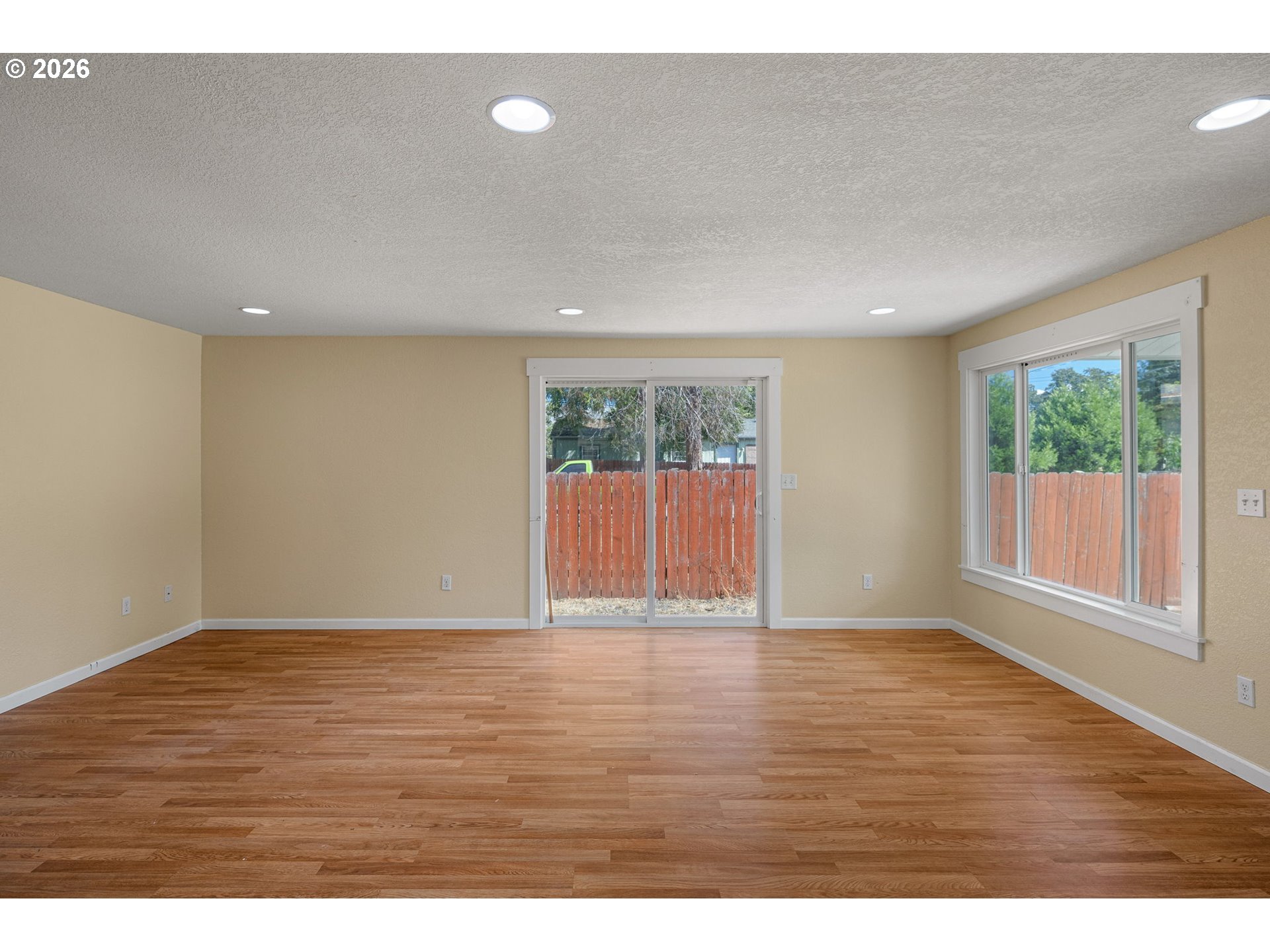 2631 Edison St Property Photo 10