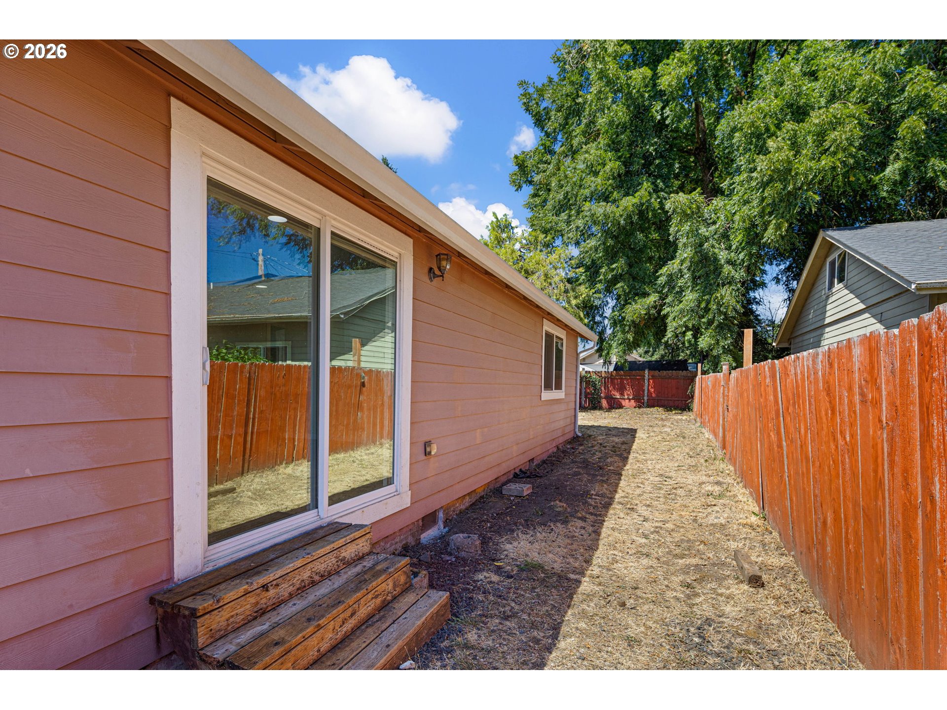 2631 Edison St Property Photo 27