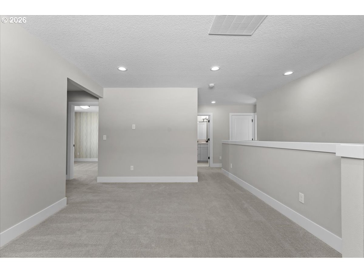 12435 Sw Silvertip St Property Photo 34