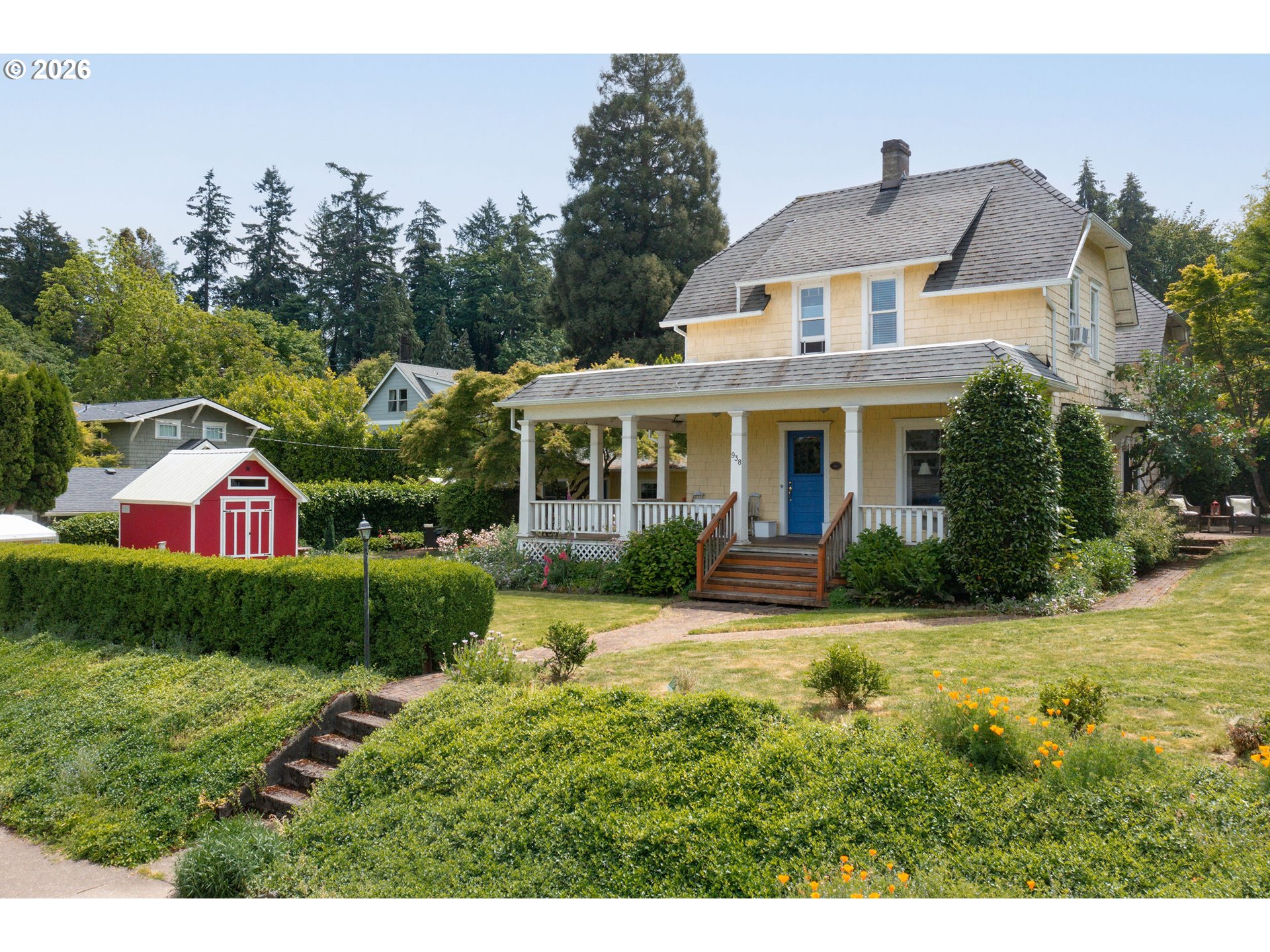 938 OAK ST Property Photo 1