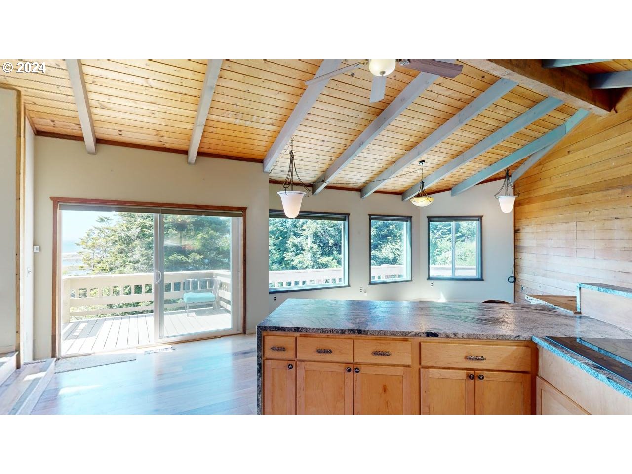 29830 Hound Dog Rd Property Photo 17