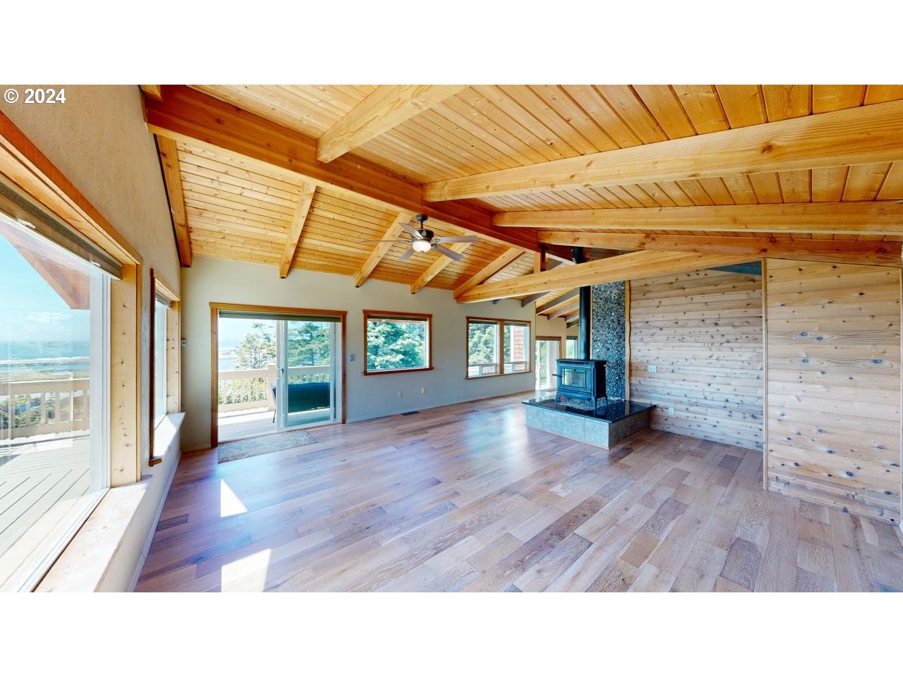 29830 Hound Dog Rd Property Photo 21