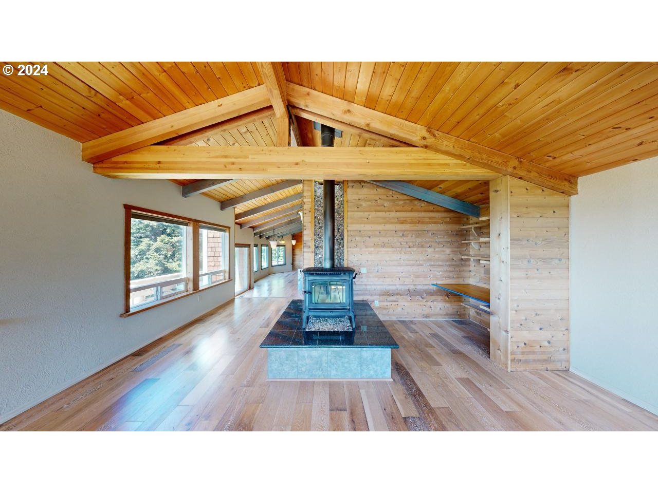29830 Hound Dog Rd Property Photo 22