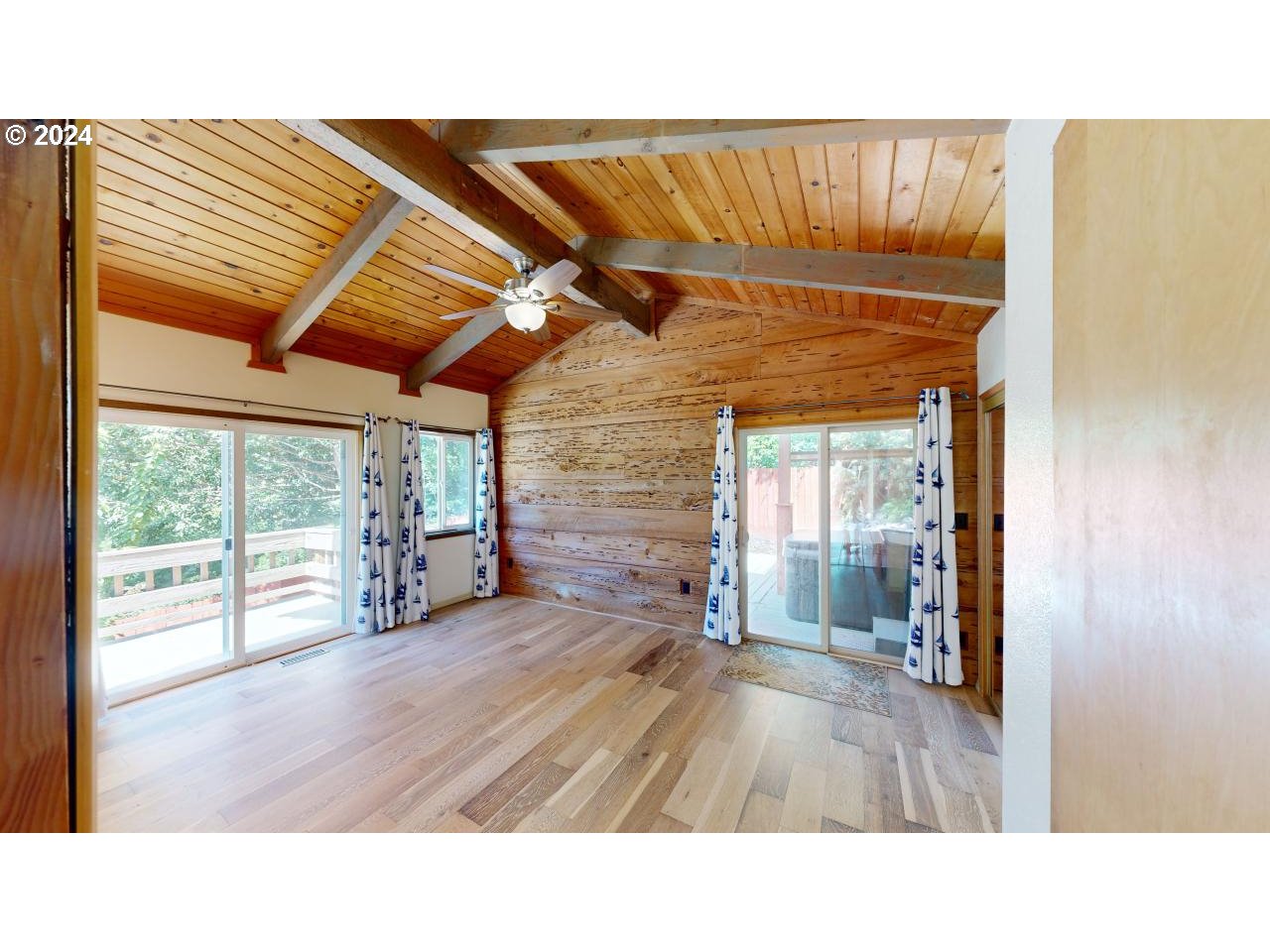 29830 Hound Dog Rd Property Photo 24