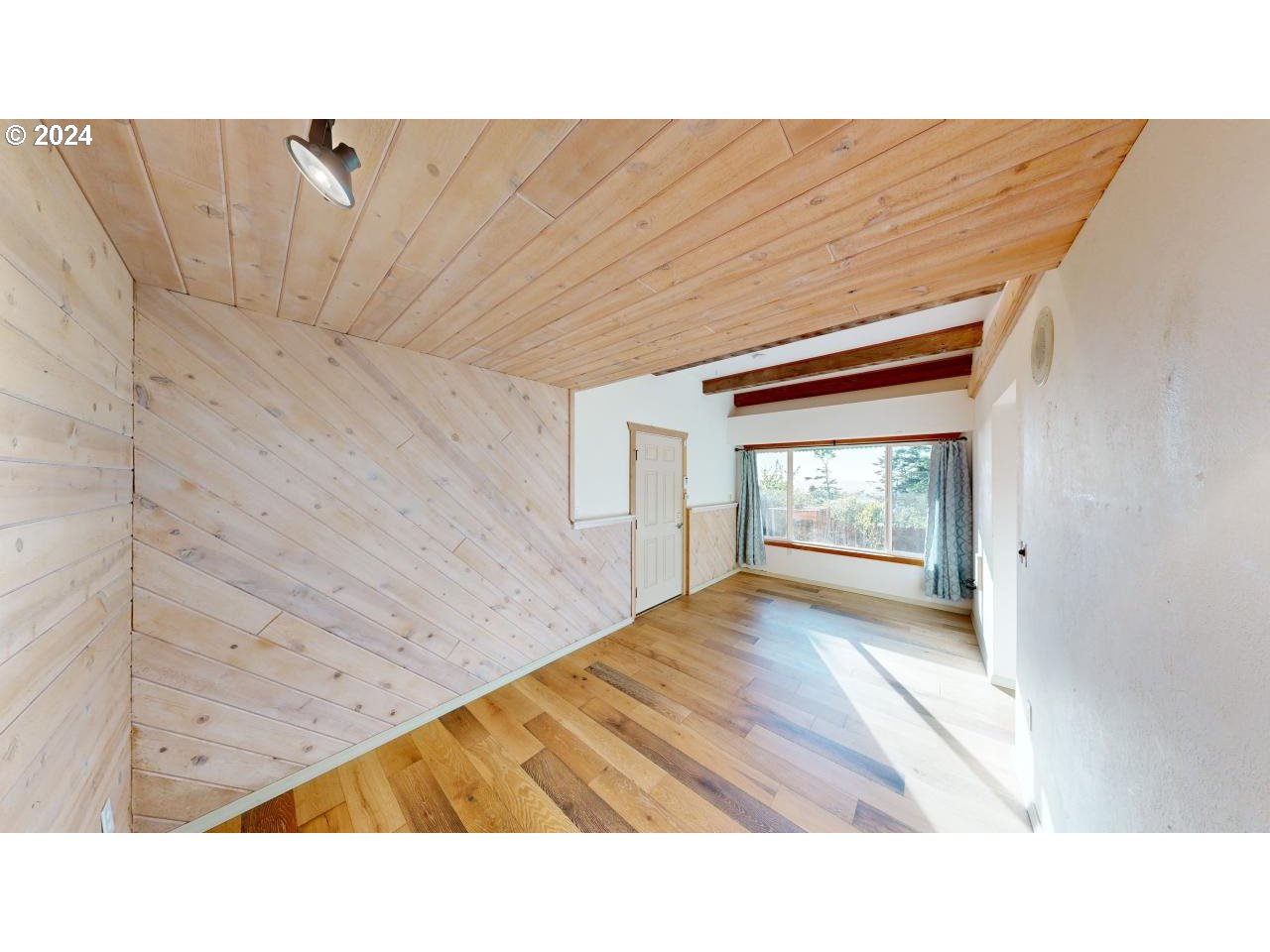 29830 Hound Dog Rd Property Photo 30