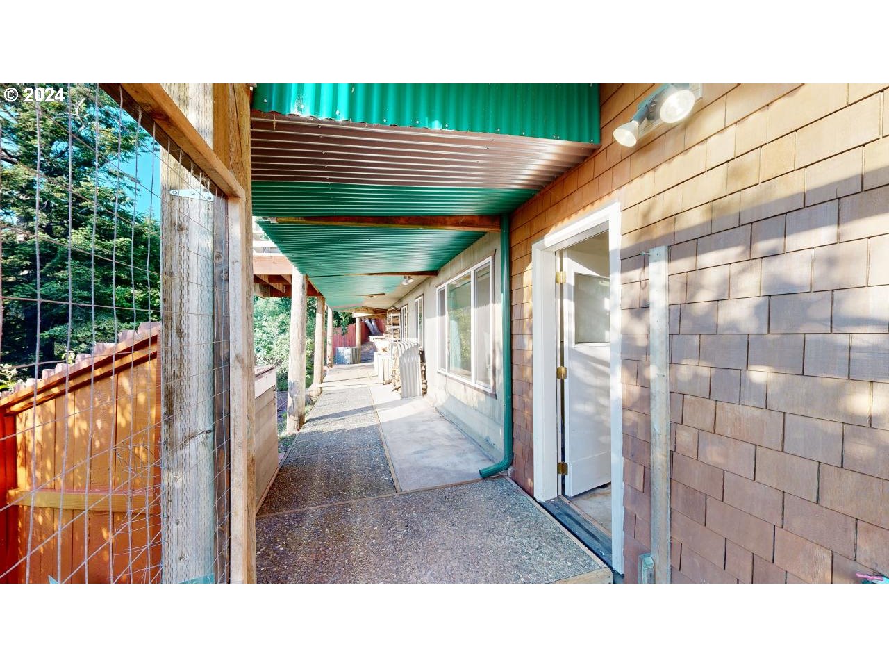 29830 Hound Dog Rd Property Photo 42