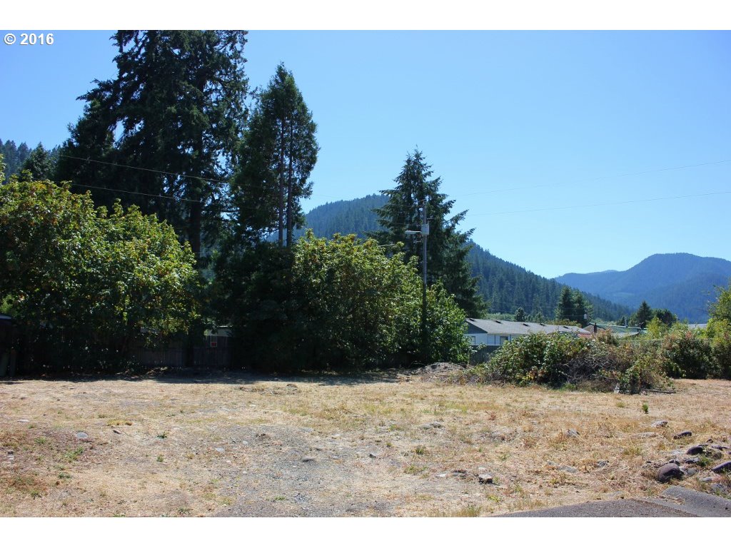 Christel Ln Property Photo 1
