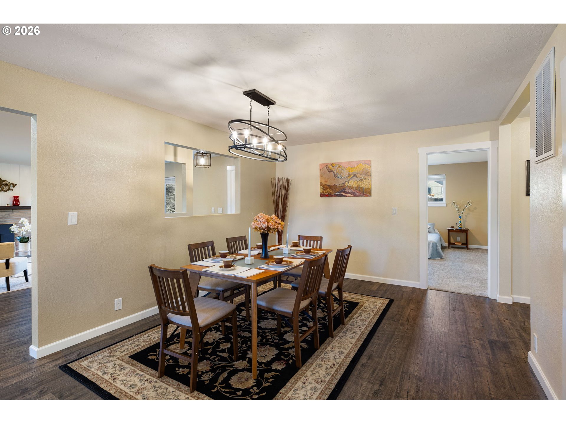 450 Hunsaker Ln Property Photo 10