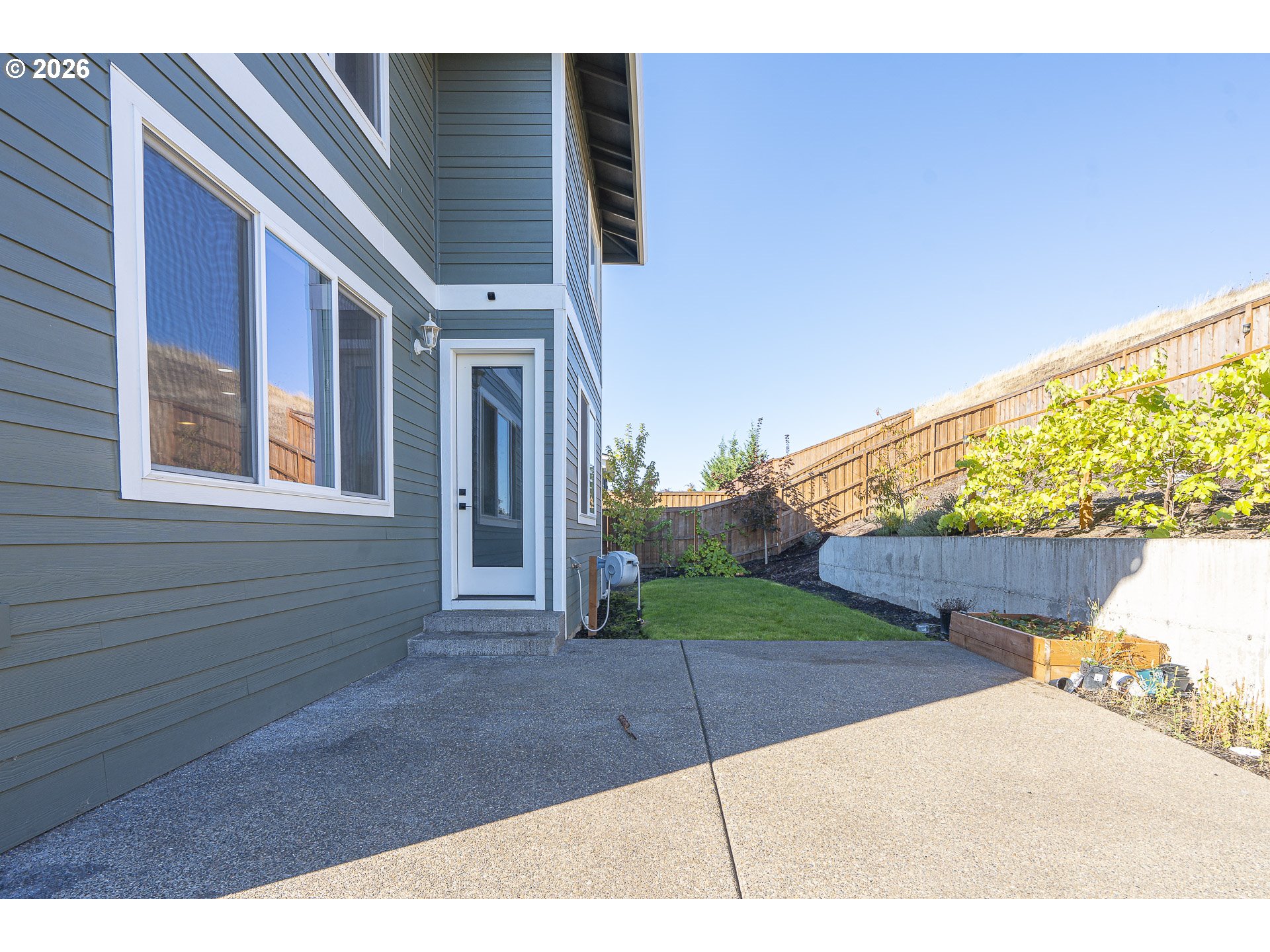 2837 Nw Mt Ashland Ln Property Photo 39
