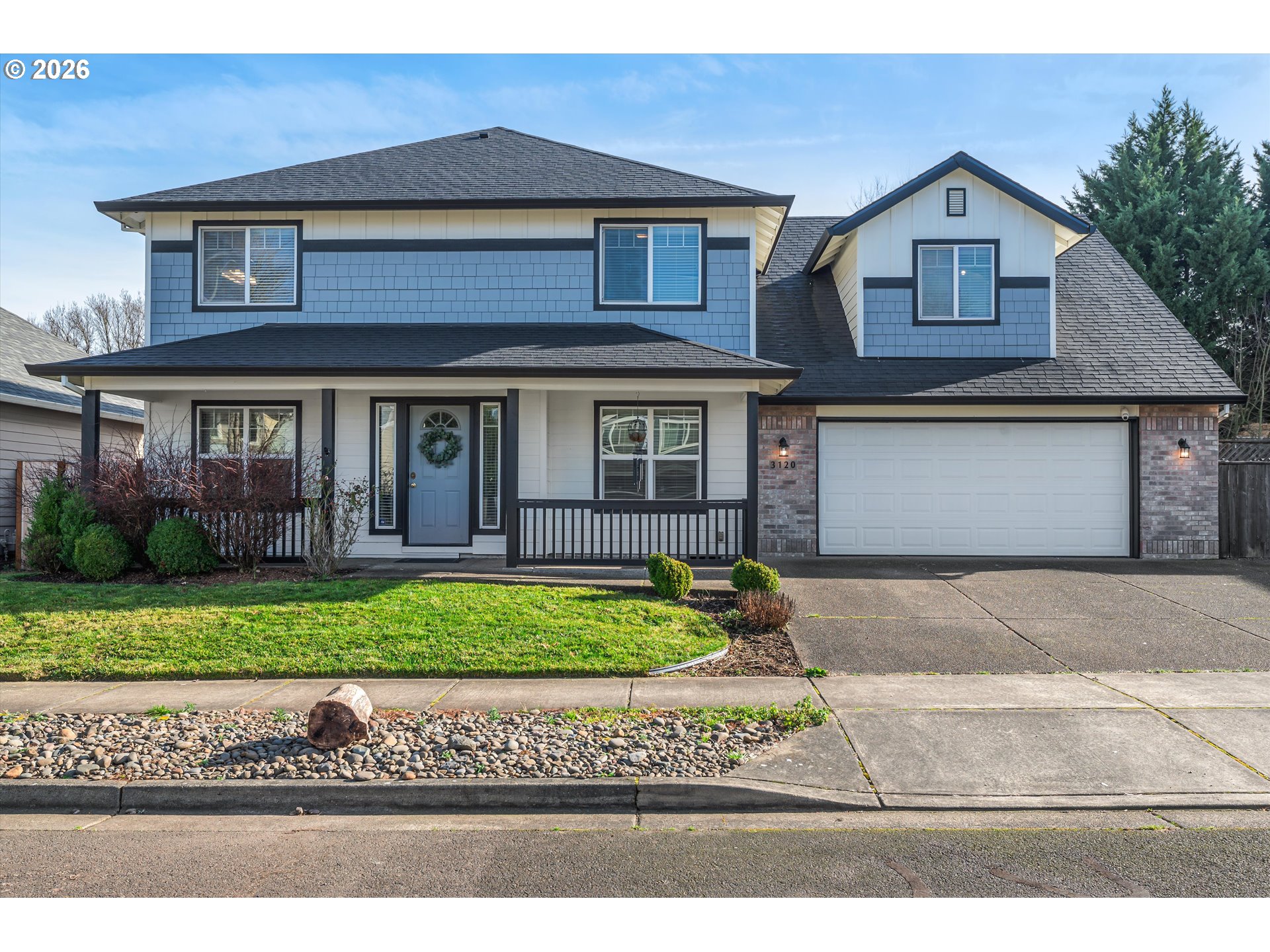 3120 N Ivy Dr Property Photo 1
