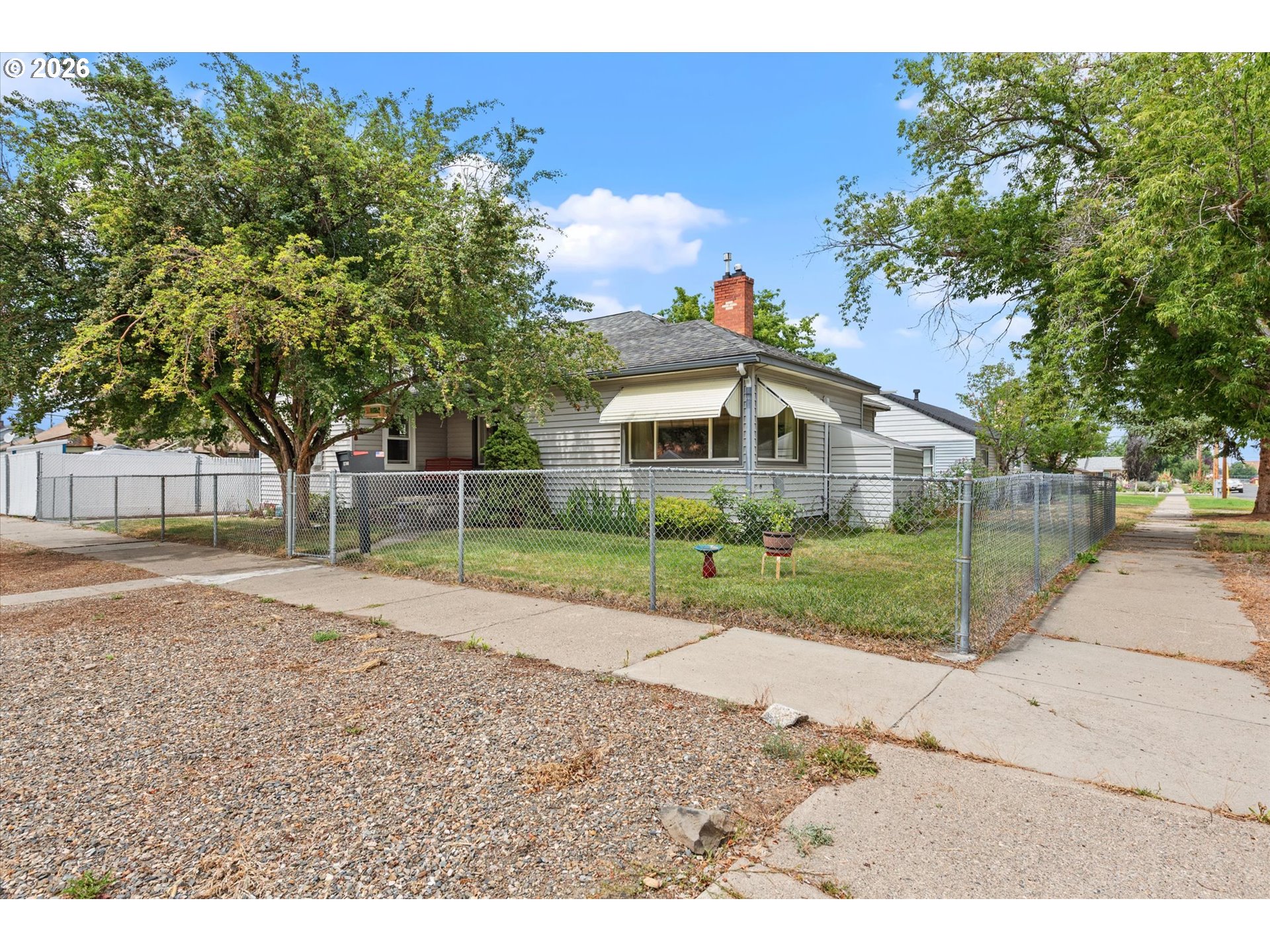 2700 Campbell St Property Photo 1