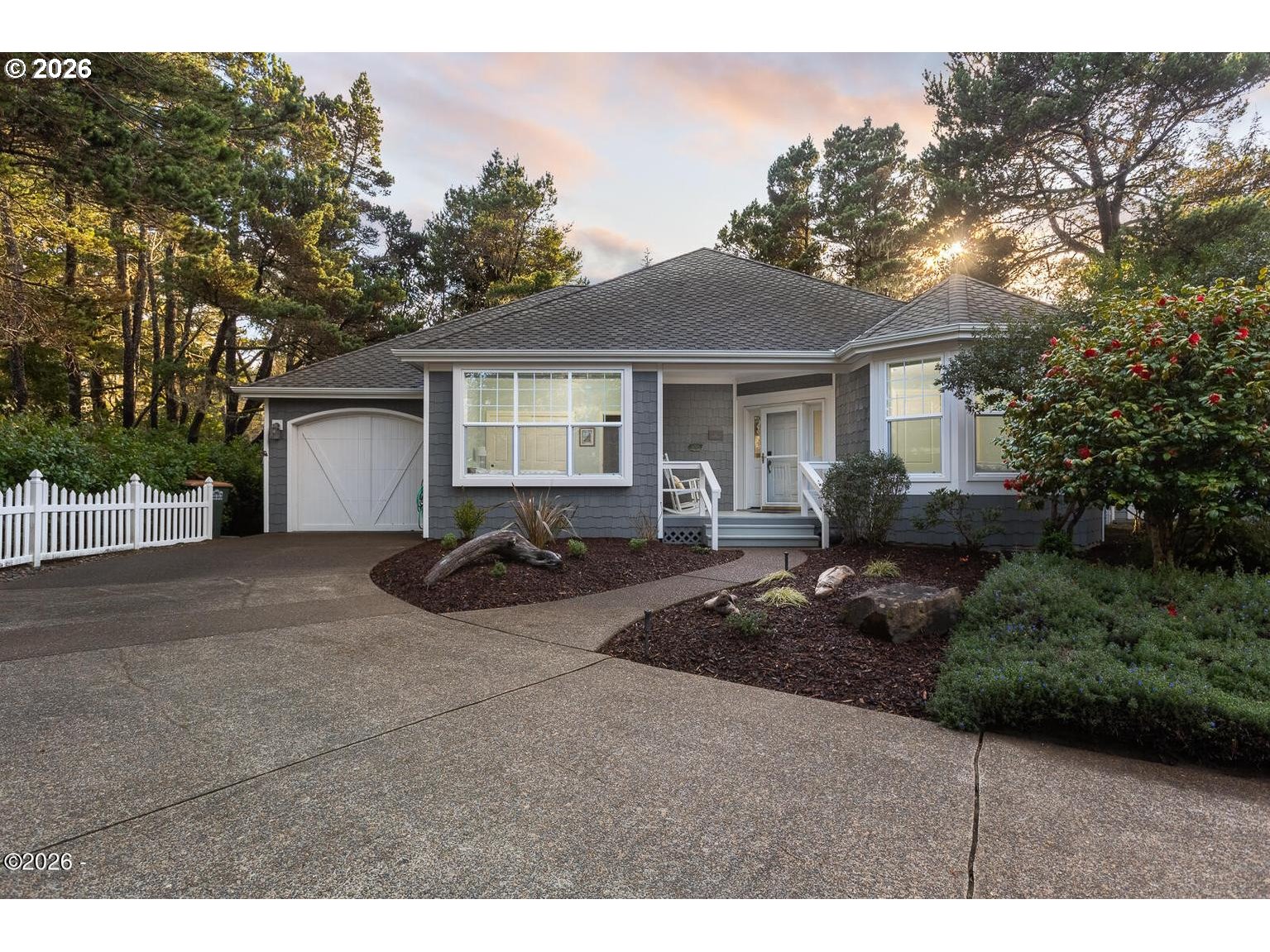 6315 Sw Arbor Dr Property Photo 1