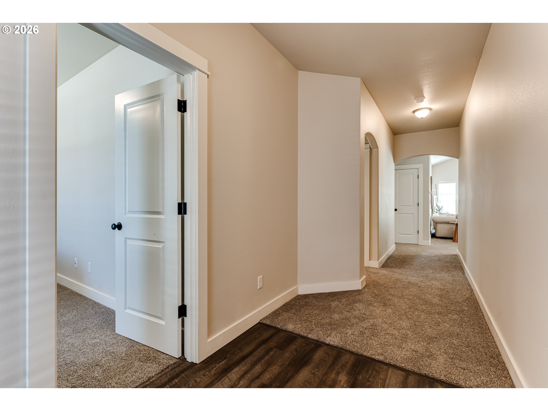 908 Pennington Ct Property Photo 5