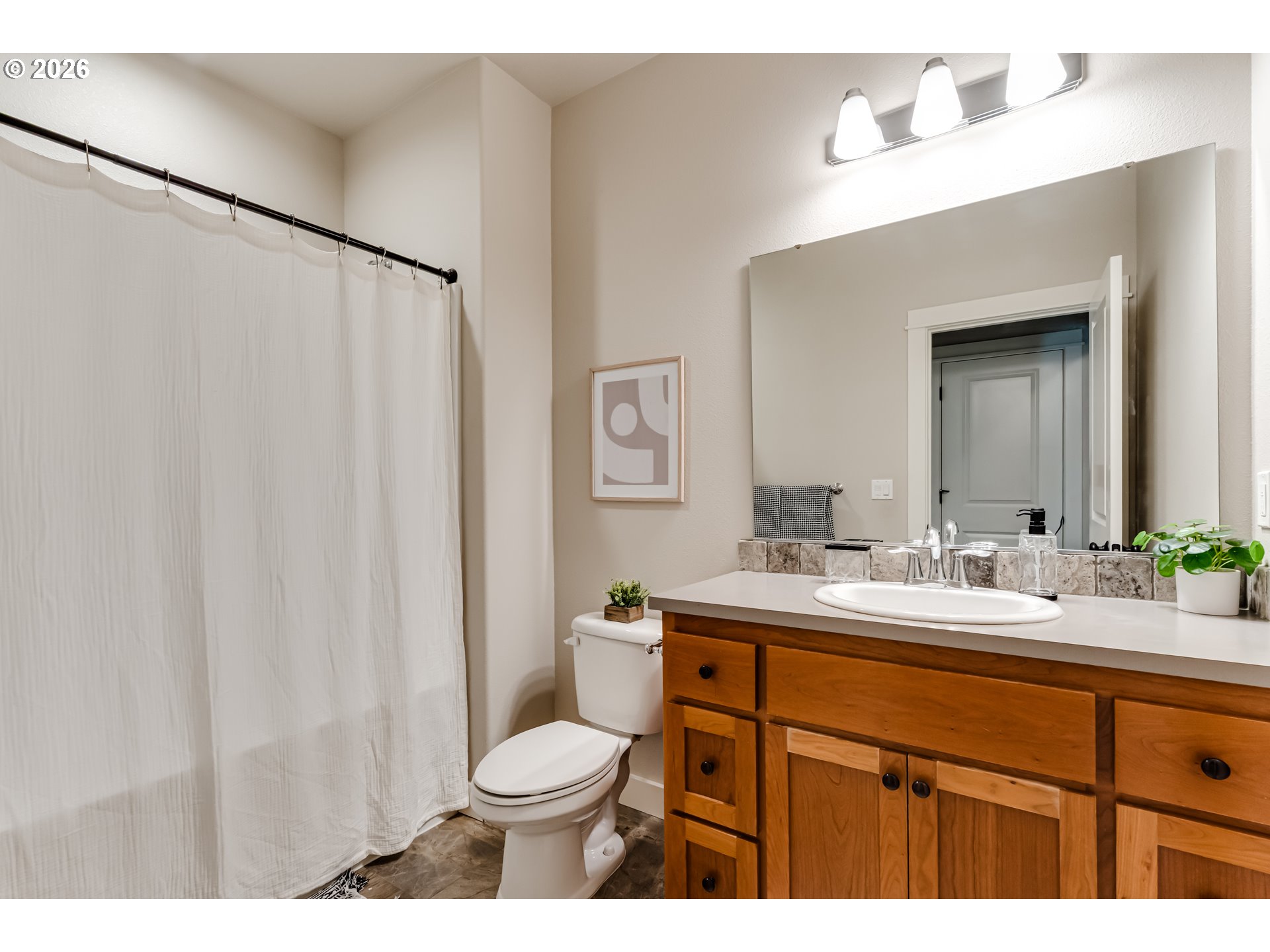 908 Pennington Ct Property Photo 13