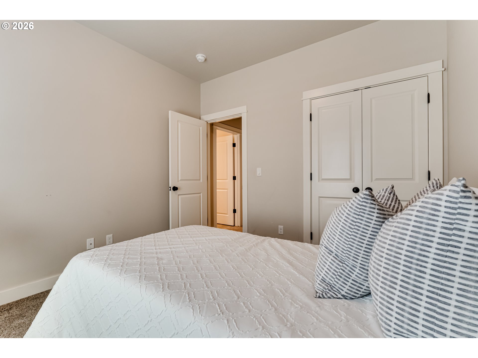 908 Pennington Ct Property Photo 16