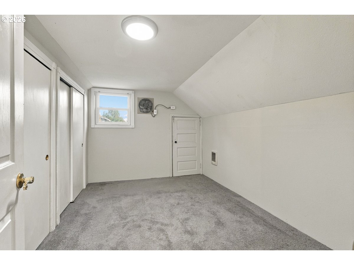 5375 Sw Erickson Ave Property Photo 22