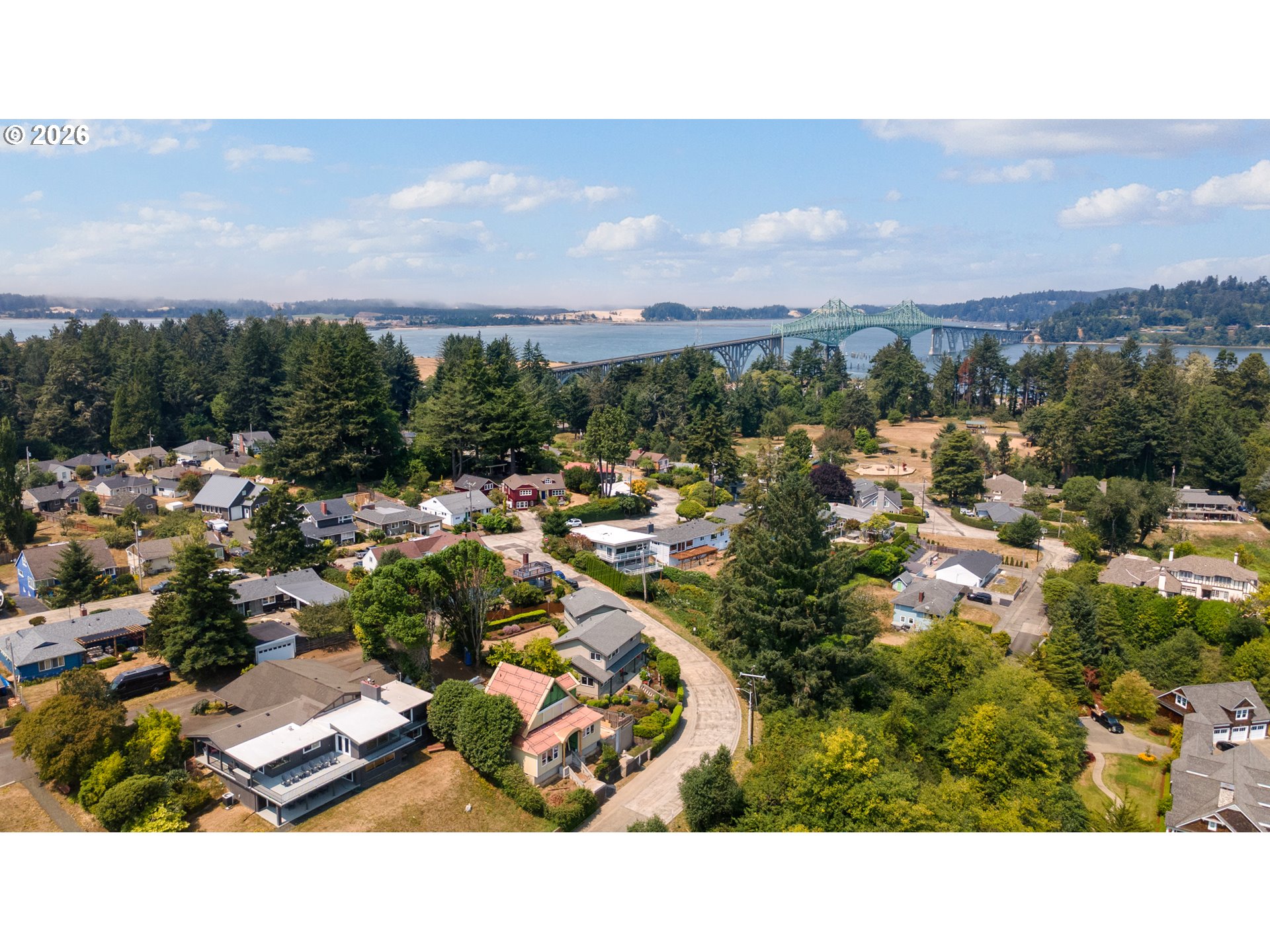 1389 Bayview Ave Property Photo 3