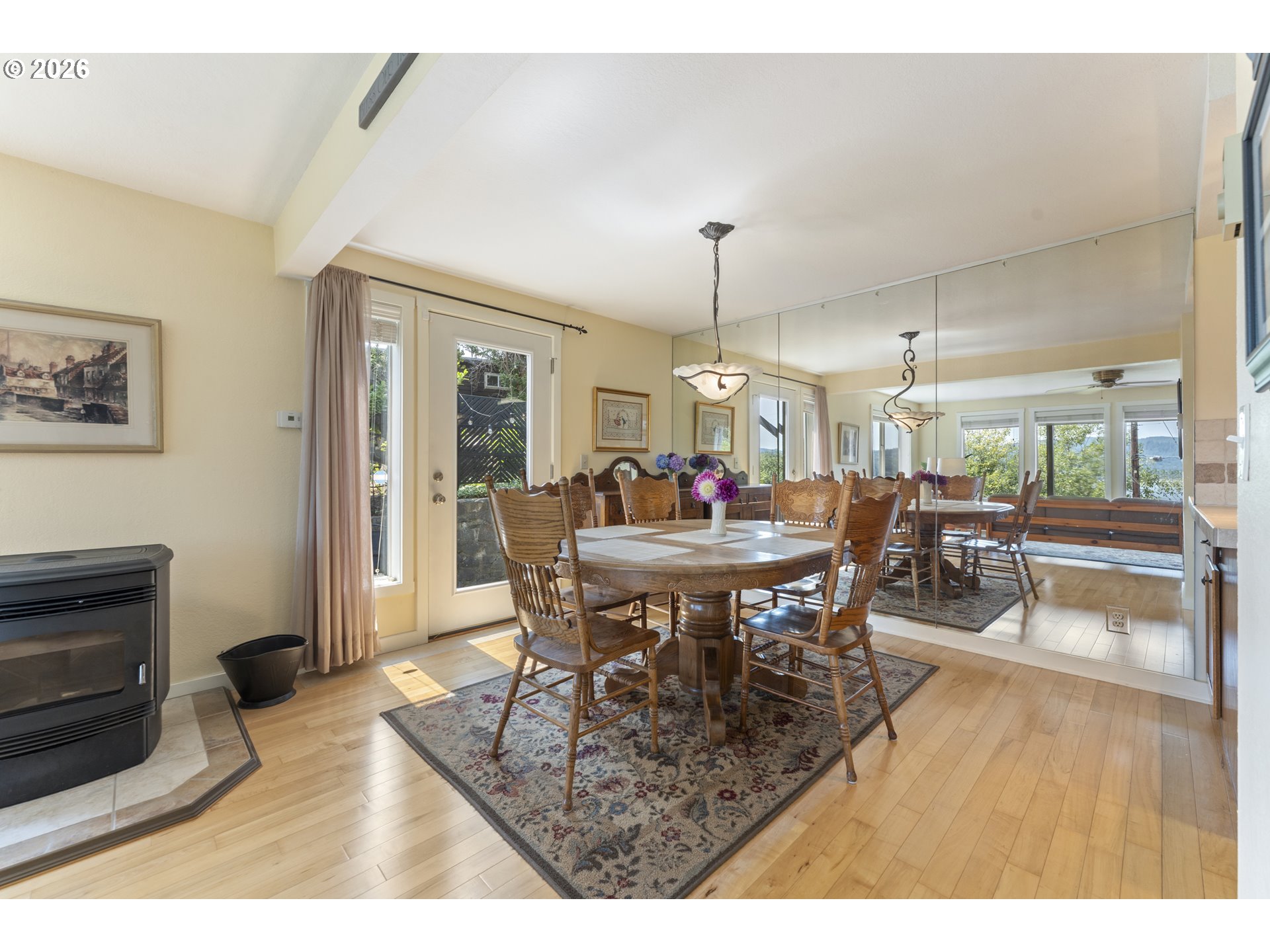 1389 Bayview Ave Property Photo 12