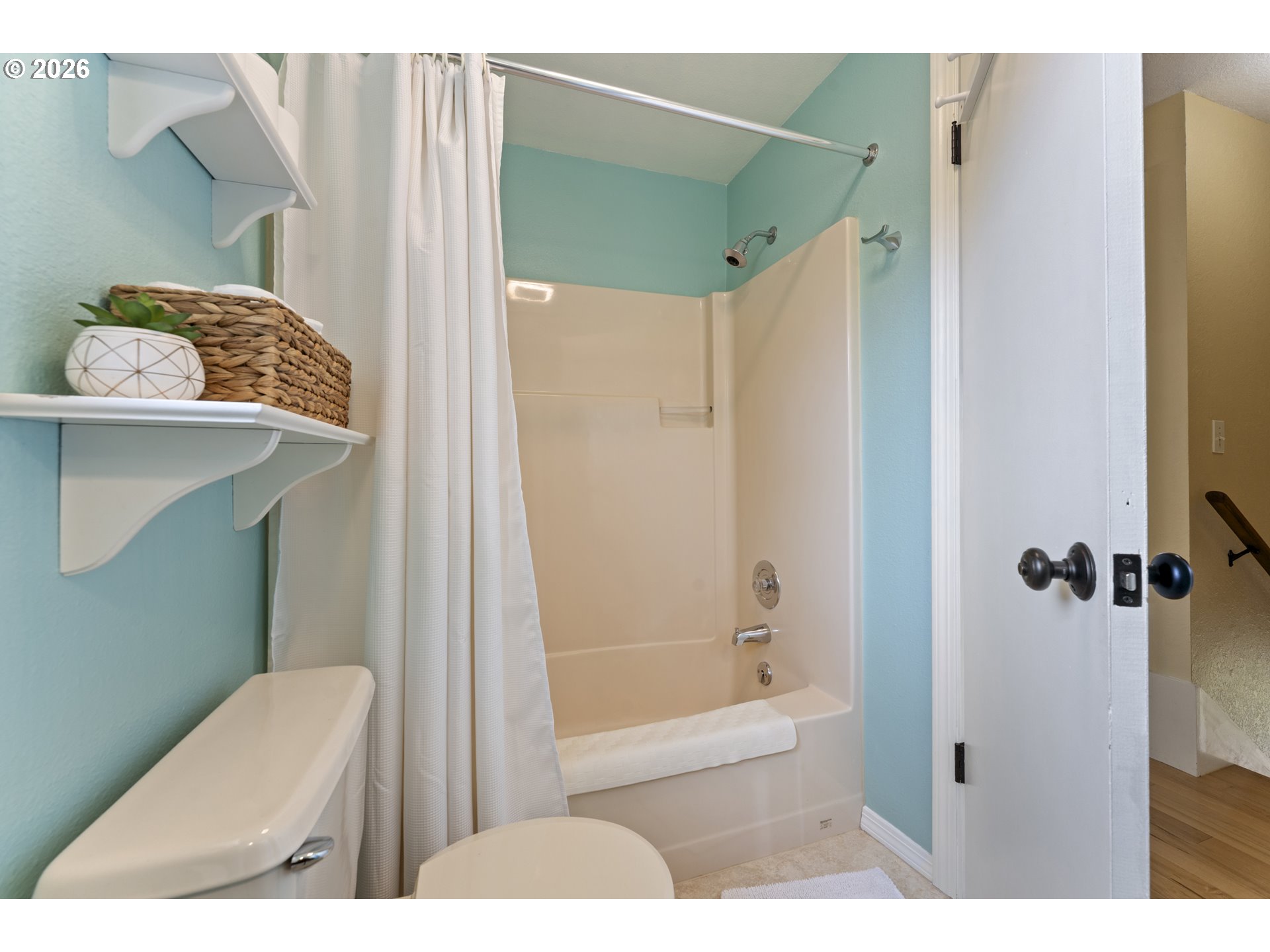 1389 Bayview Ave Property Photo 28