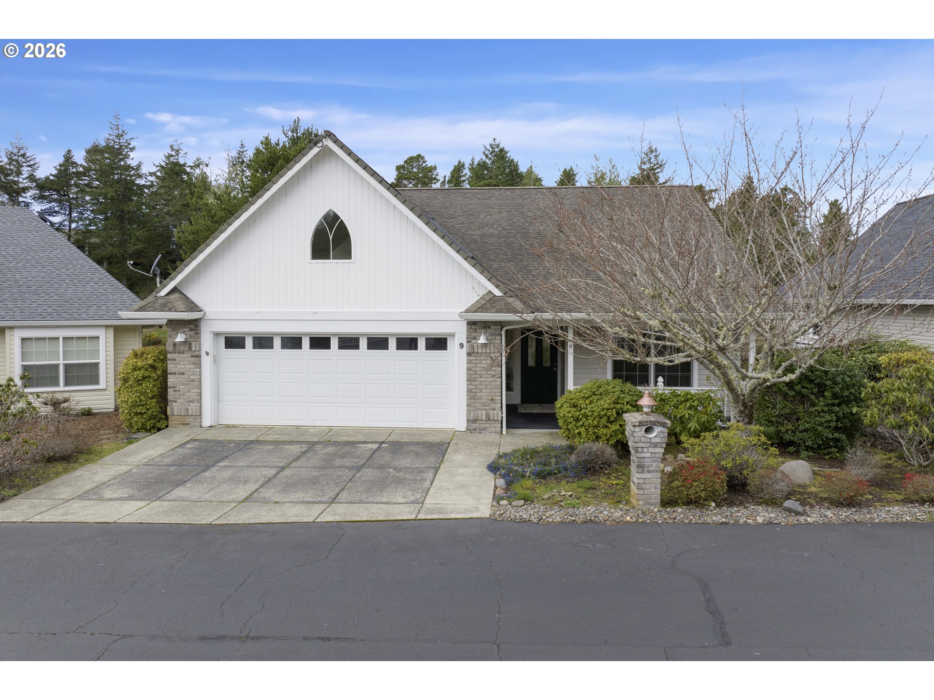 9 Waterford Downs Property Photo 2