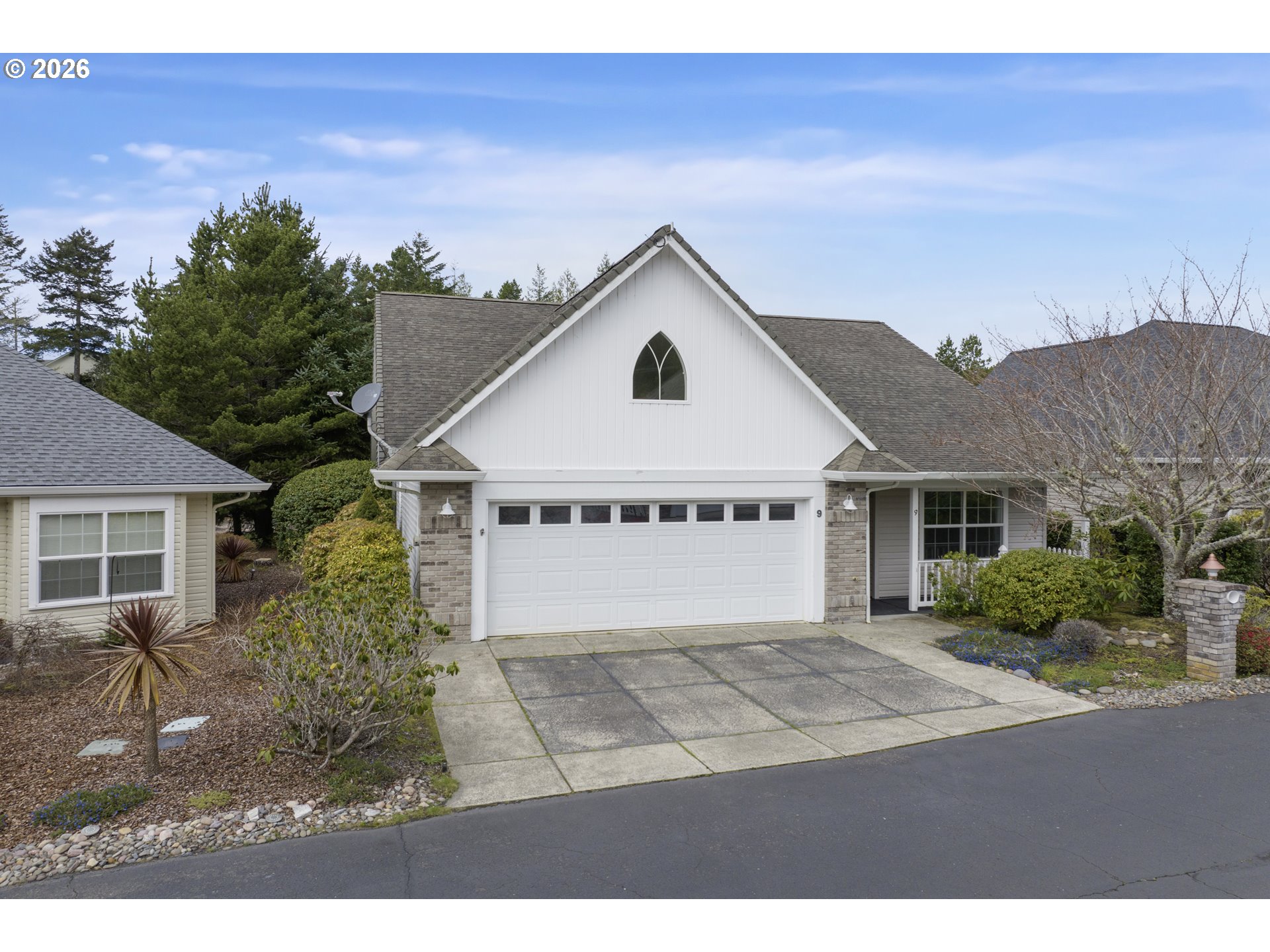 9 Waterford Downs Property Photo 3