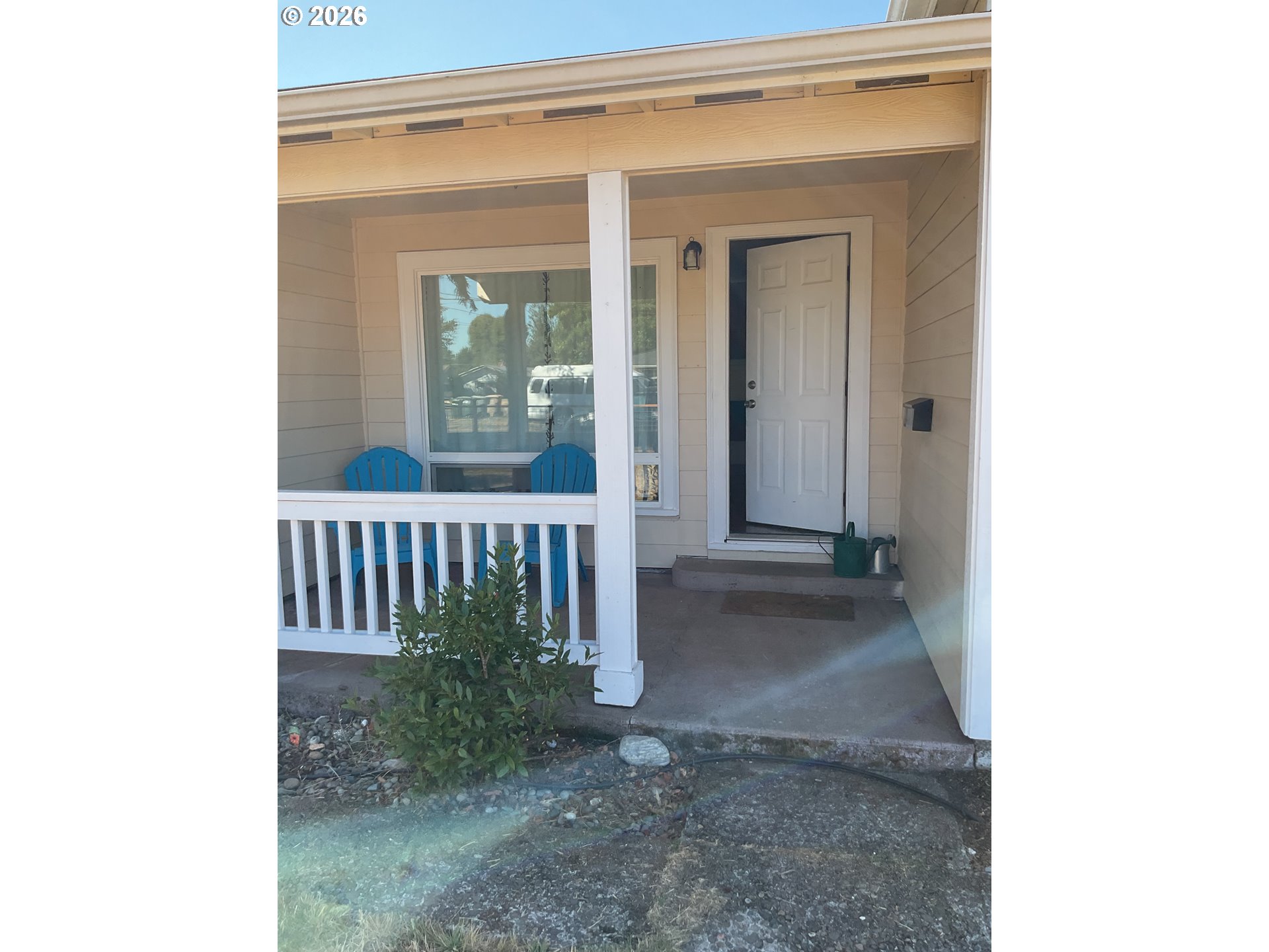 914 4th Ave Property Photo 32