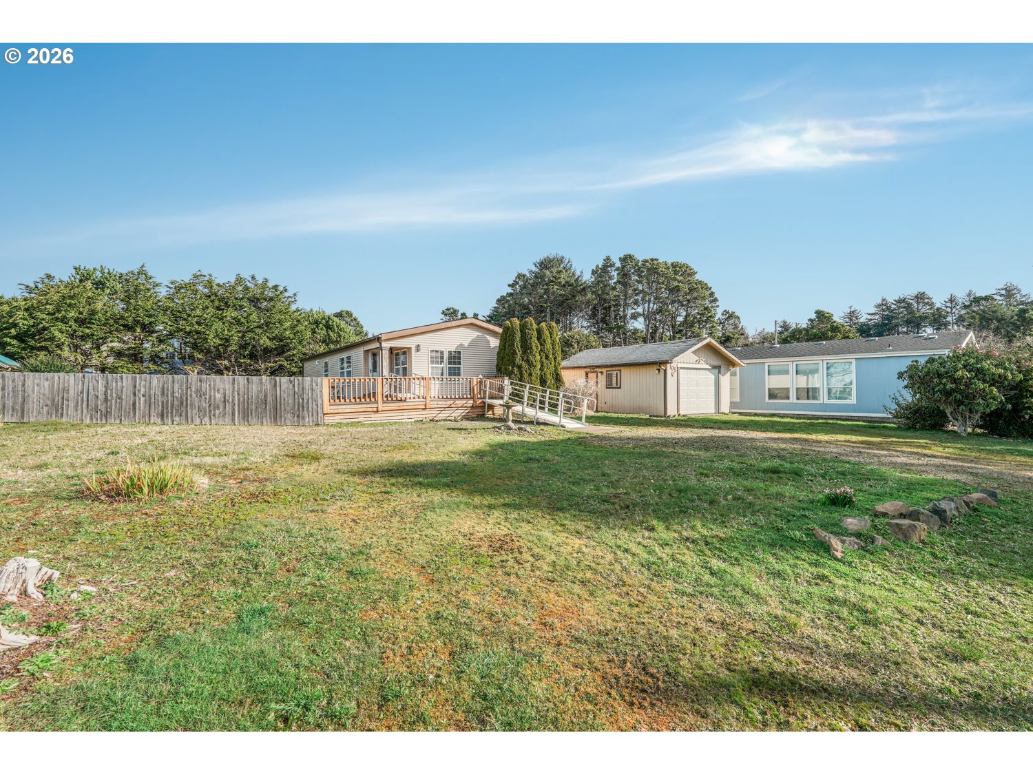 105 Breeze St Property Photo 1