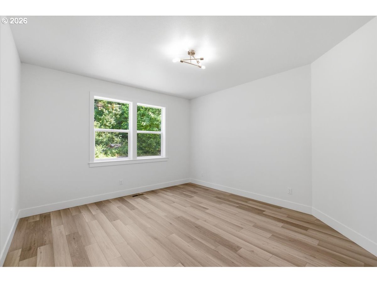 2147 Ne Spitz Rd Property Photo 21