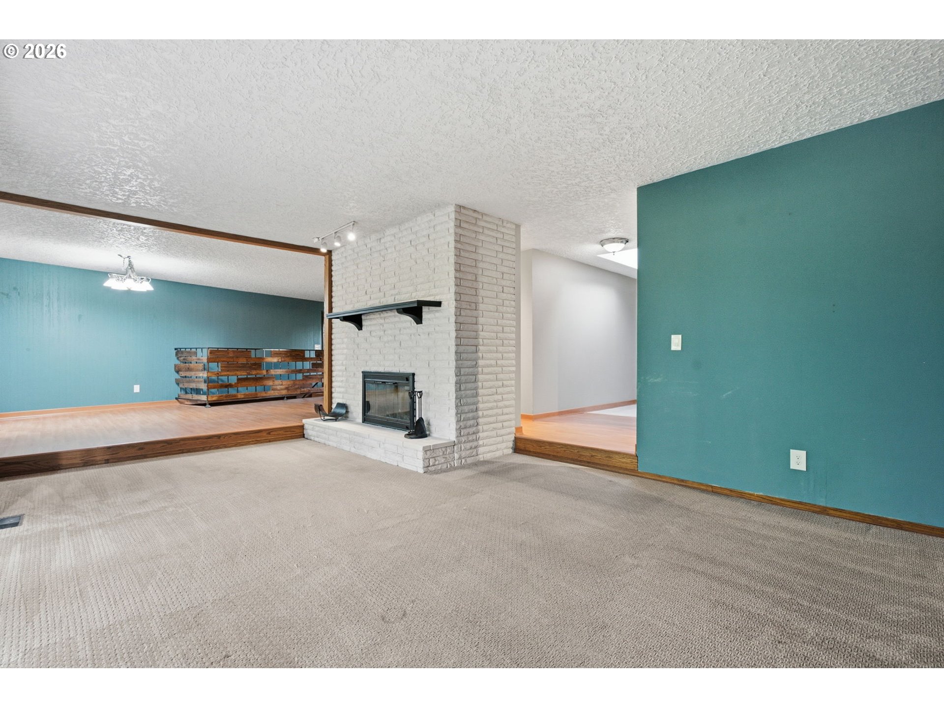 11410 Ne Summit Ridge Dr Property Photo 6