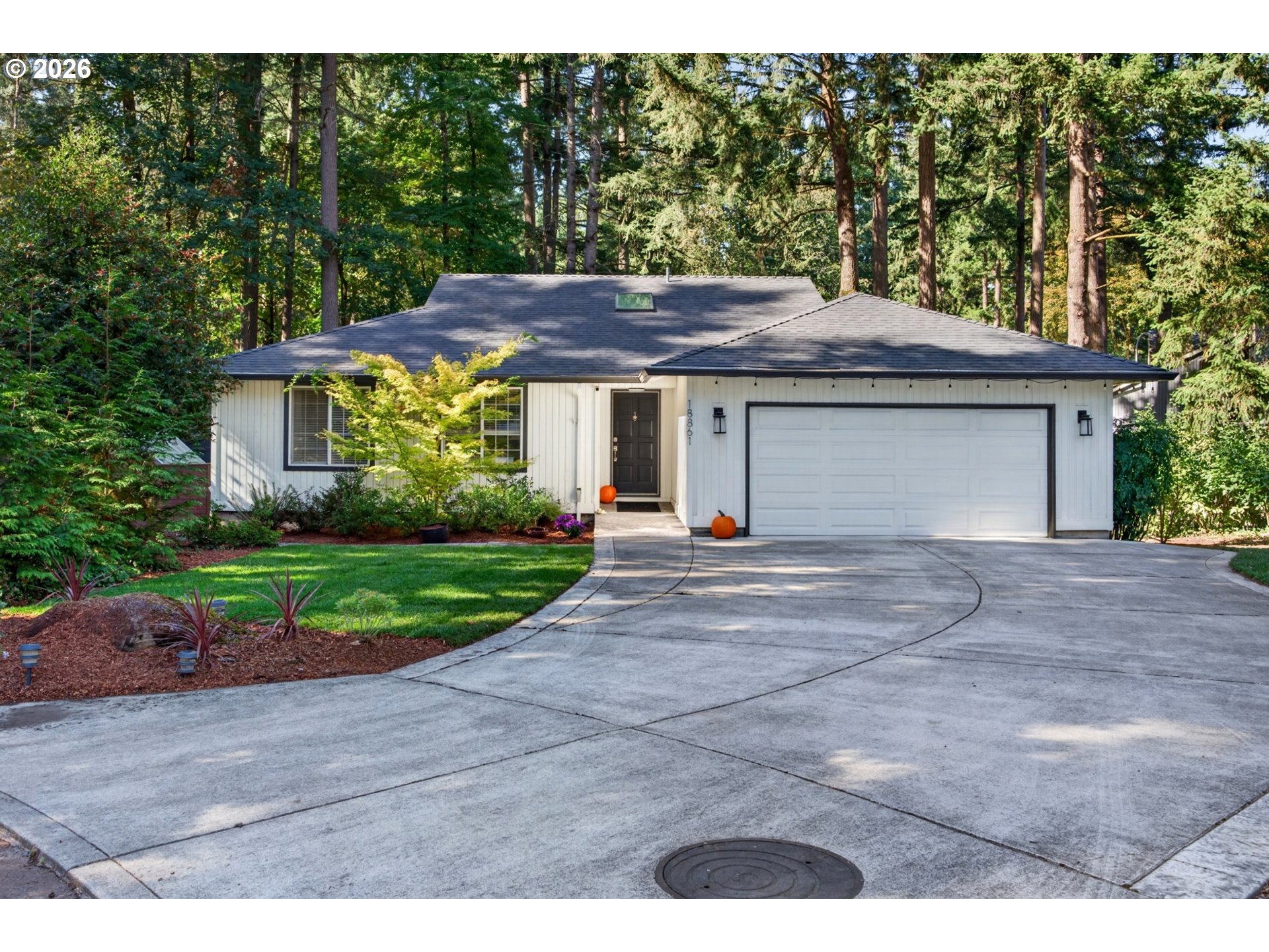 18861 Indian Springs Cir Property Photo 3