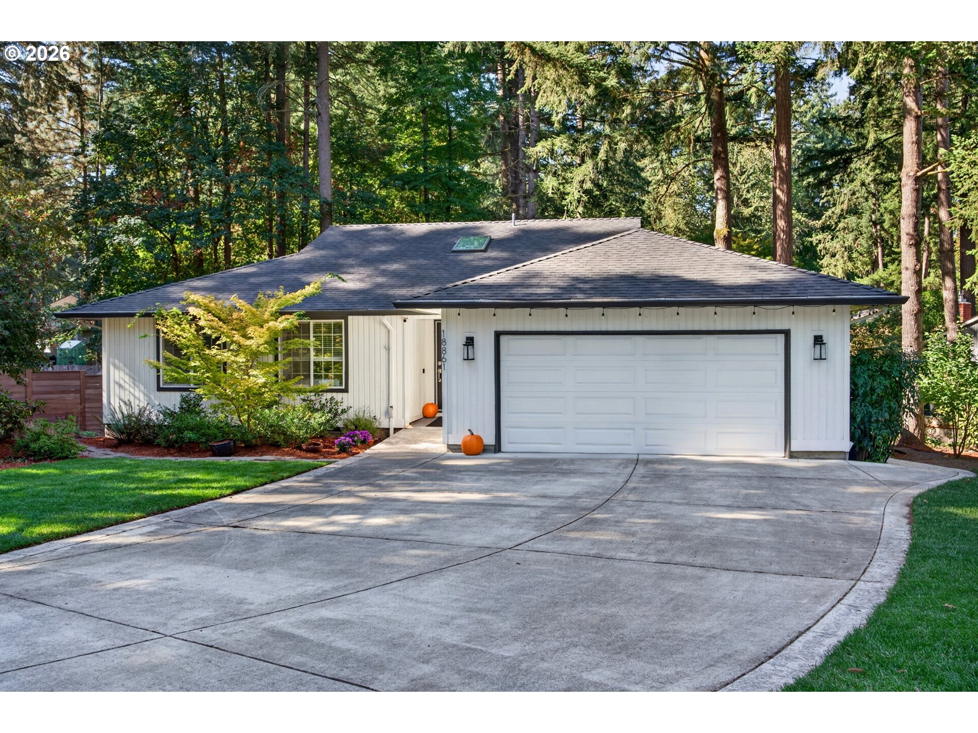 18861 Indian Springs Cir Property Photo 5