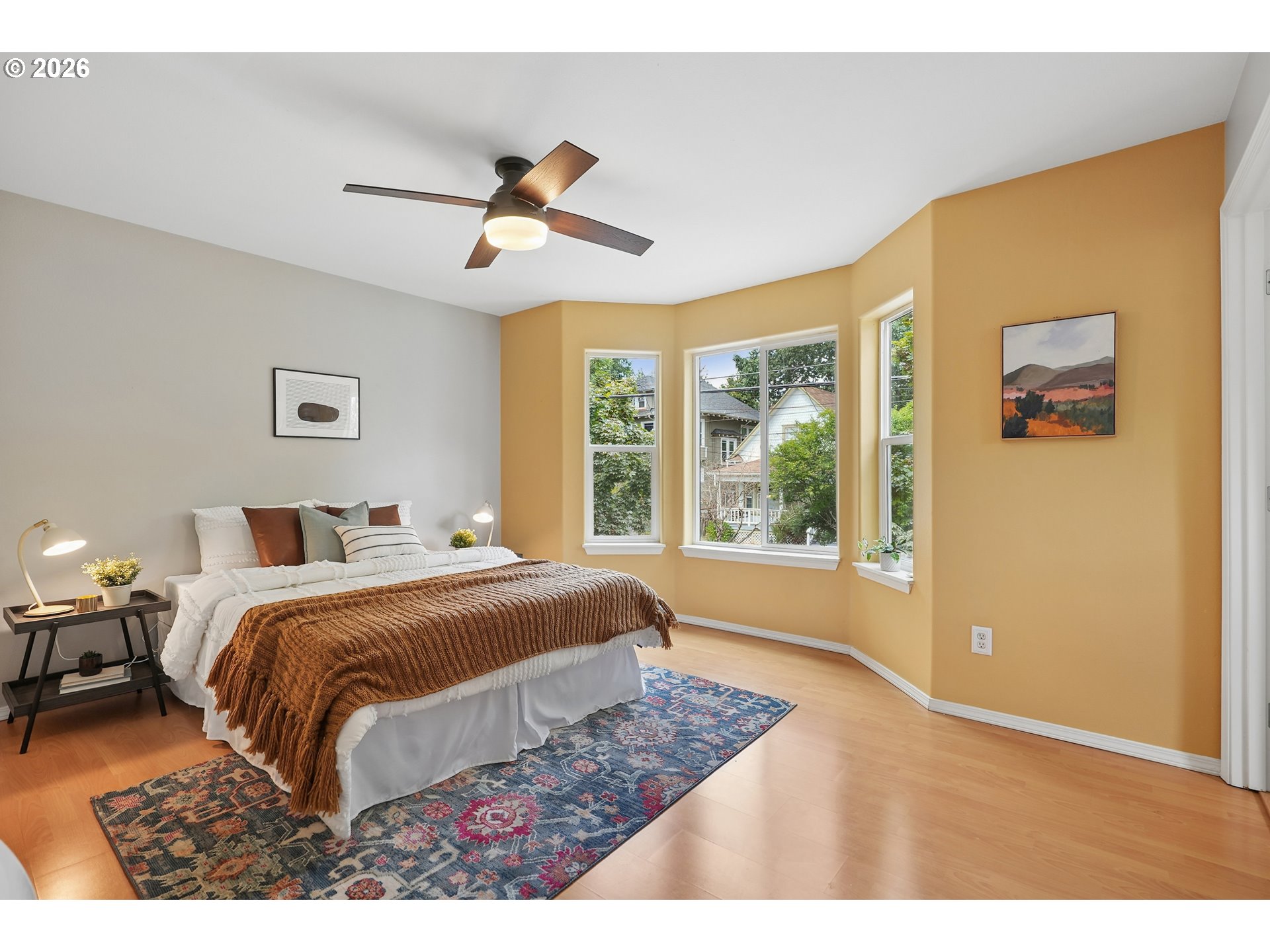 550 Ne Knott St Property Photo 15