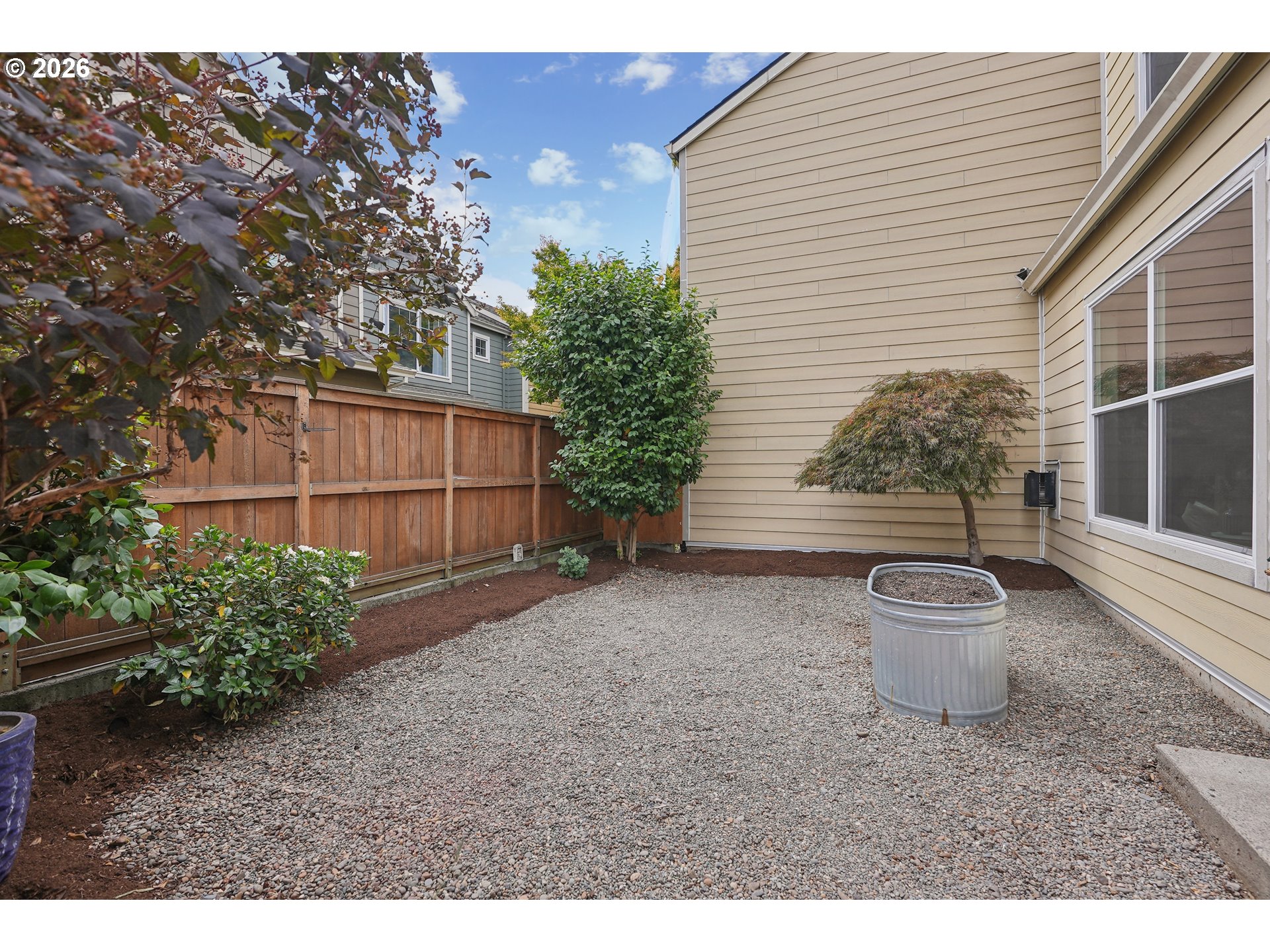 550 Ne Knott St Property Photo 18